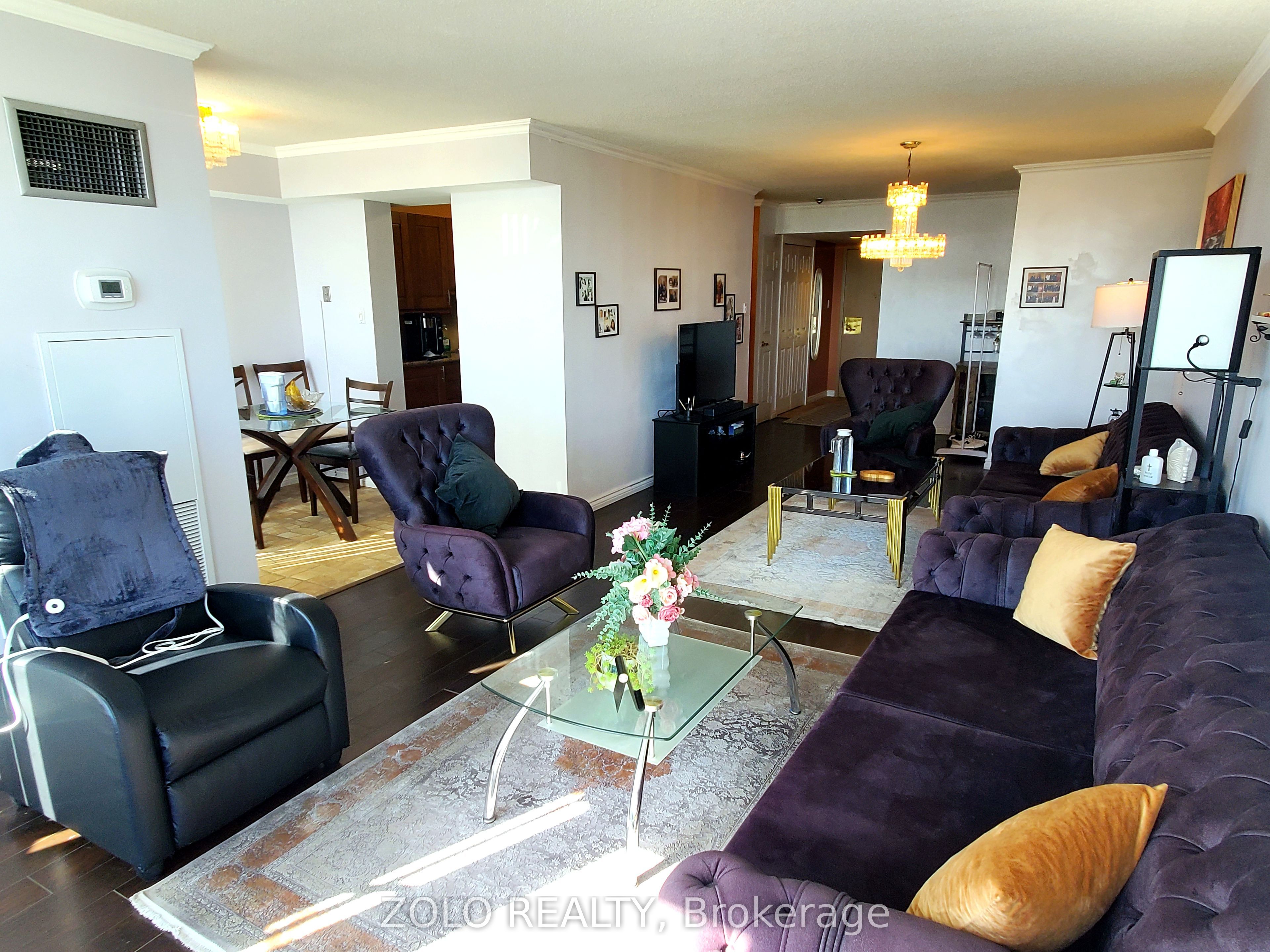 3233 Eglinton Avenue E 805 Property Photo 6