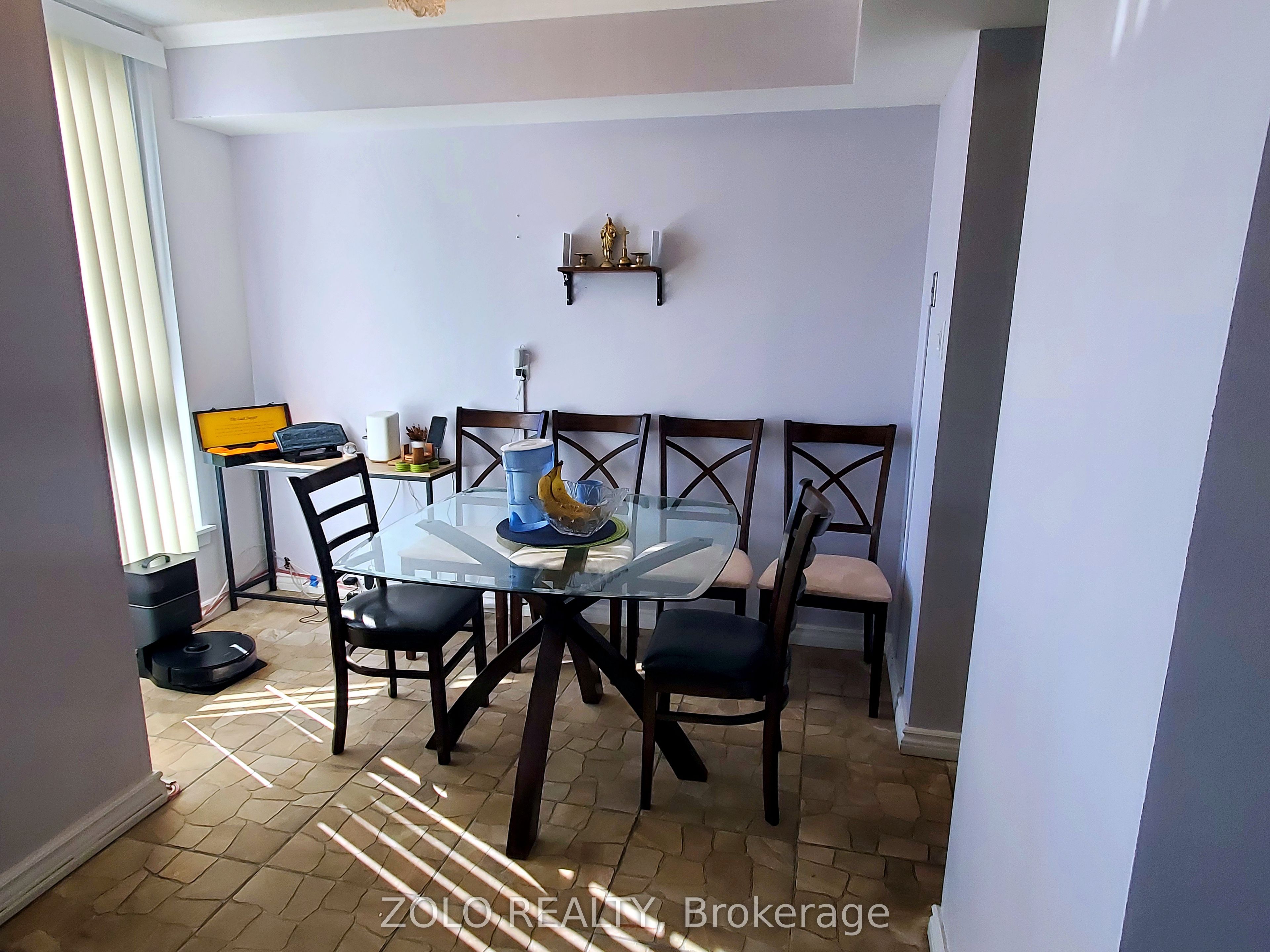 3233 Eglinton Avenue E 805 Property Photo 7