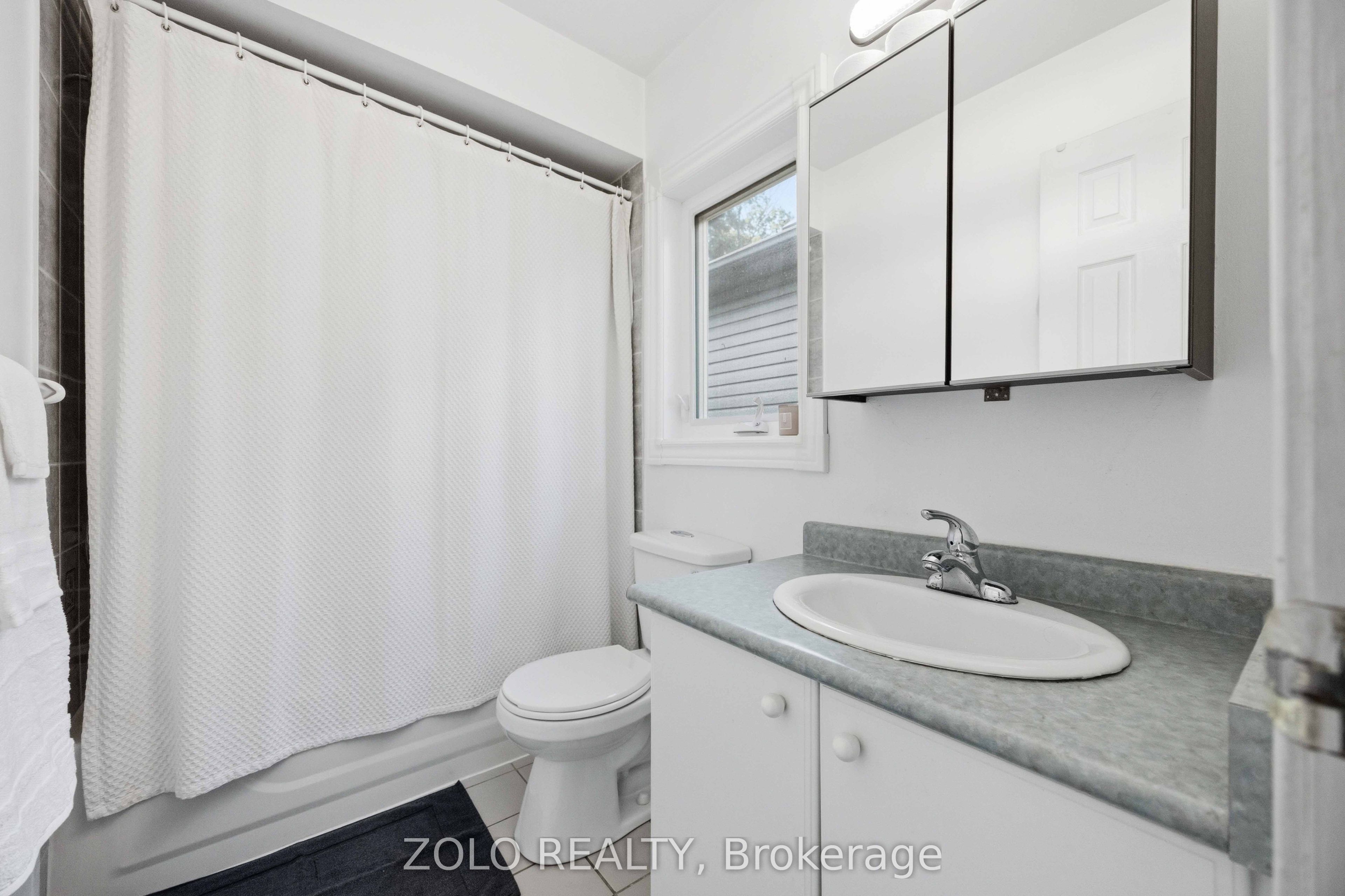 82 Piperbrook Crescent Property Photo 11