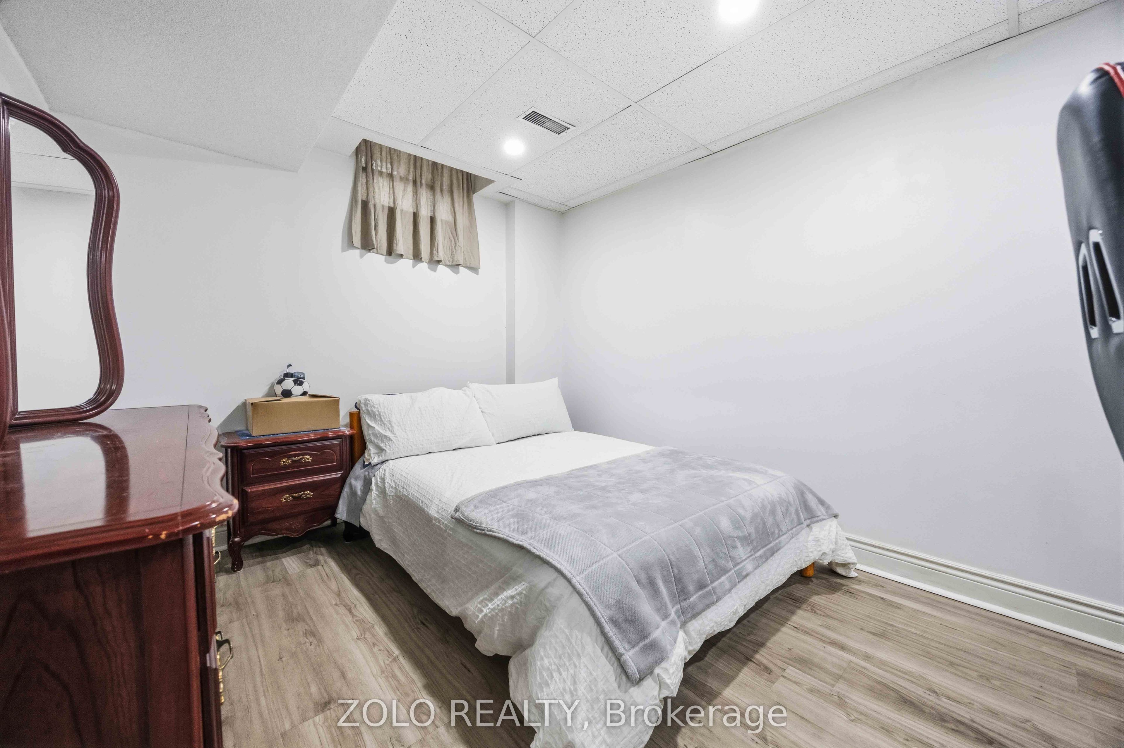 82 Piperbrook Crescent Property Photo 16