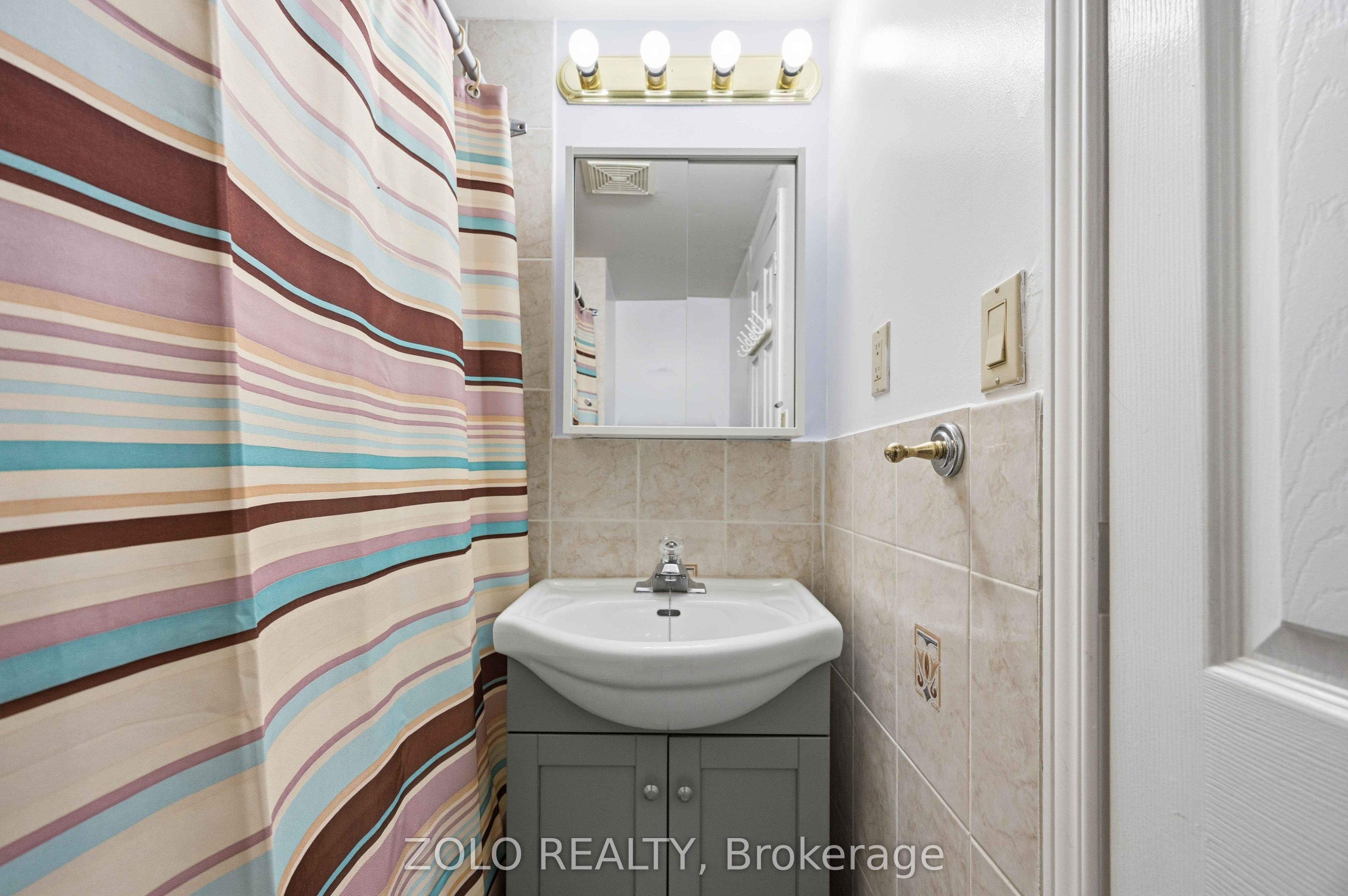 82 Piperbrook Crescent Property Photo 18