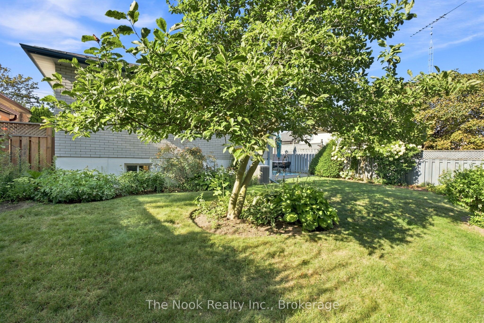 274 Labrador Drive Property Photo 46
