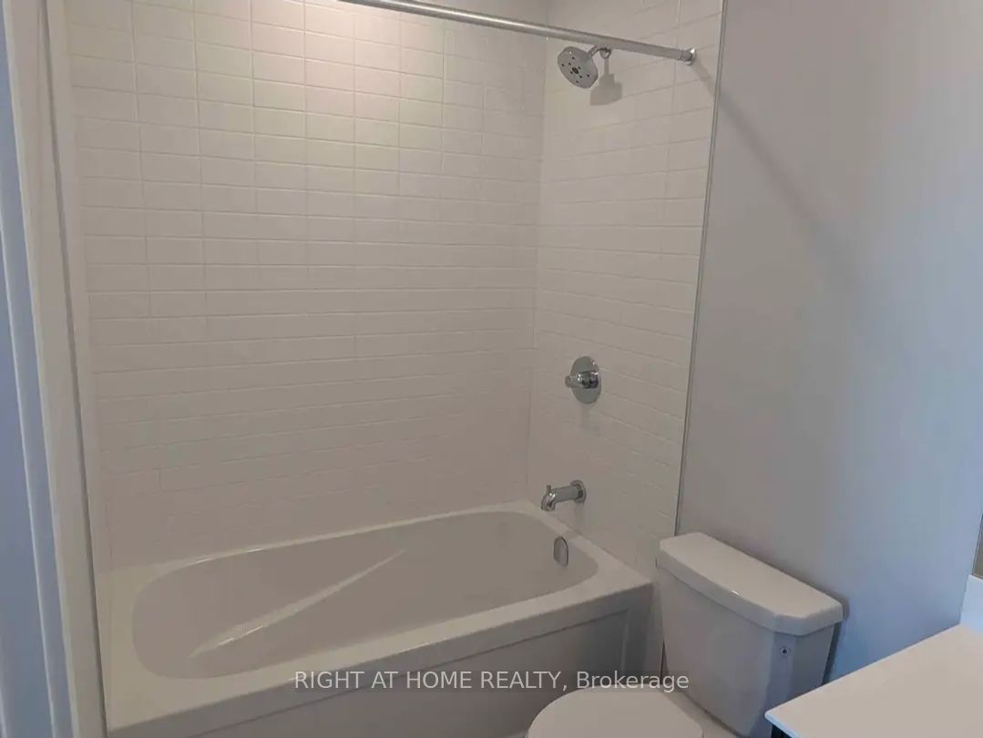 201 Brock Street S 211 Property Photo 18