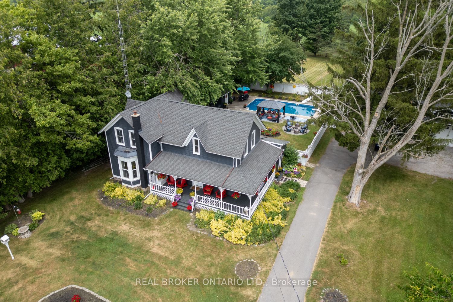 4553 Solina Road Property Photo 1