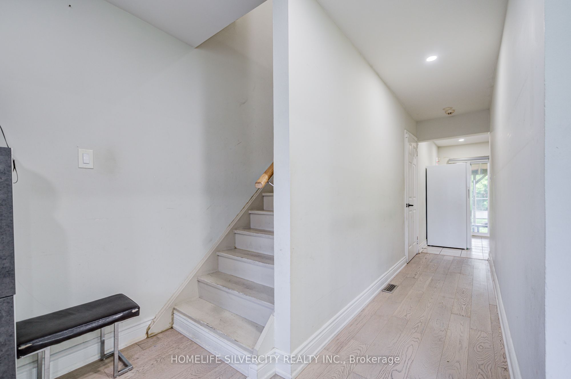 160 Purvis Crescent Property Photo 4