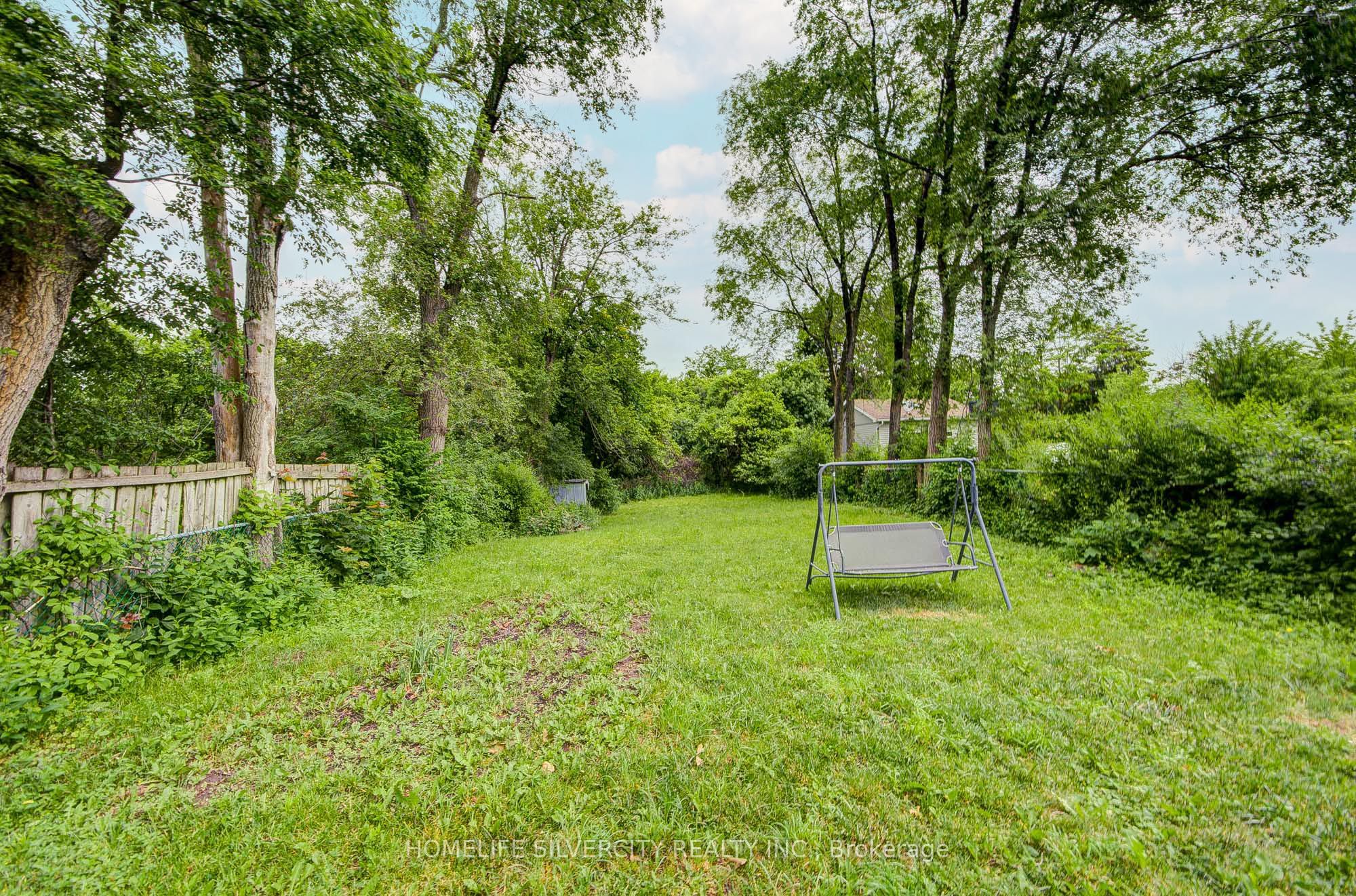 160 Purvis Crescent Property Photo 23