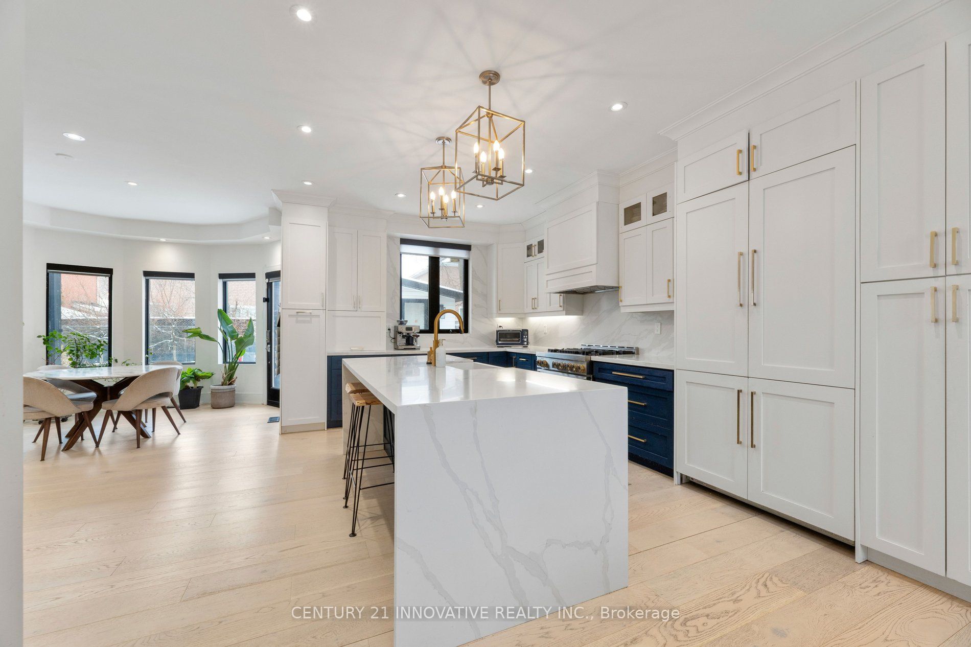 6 Devonridge Crescent Property Photo 12