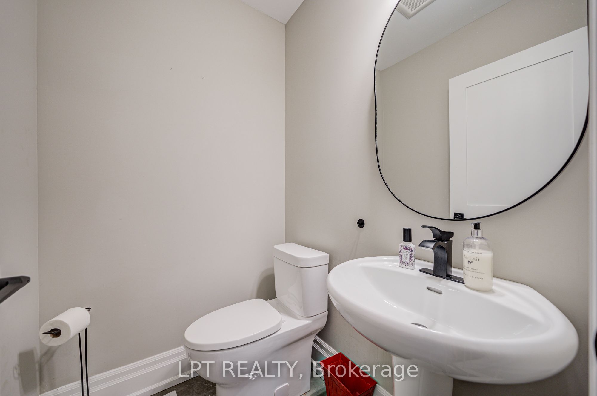 363 Rosebank Road Property Photo 16