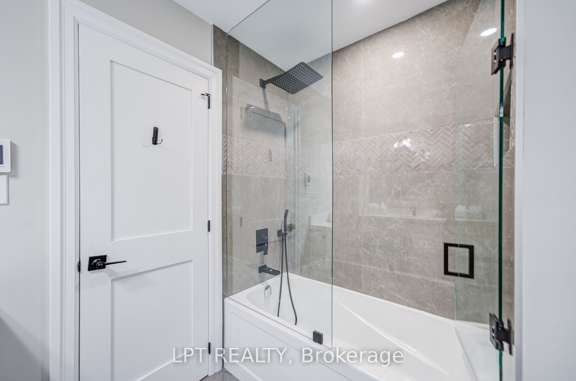 363 Rosebank Road Property Photo 35