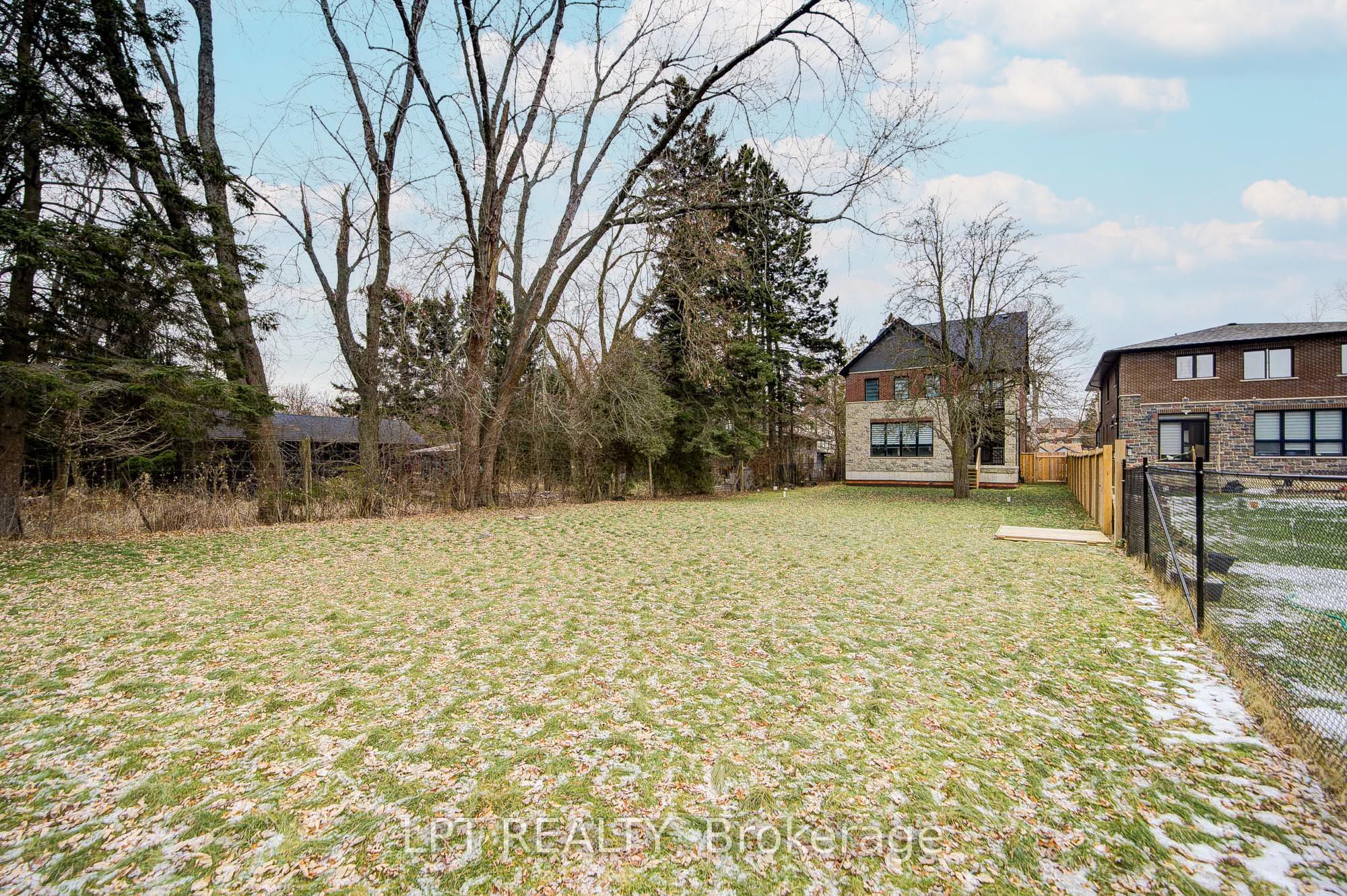 363 Rosebank Road Property Photo 48