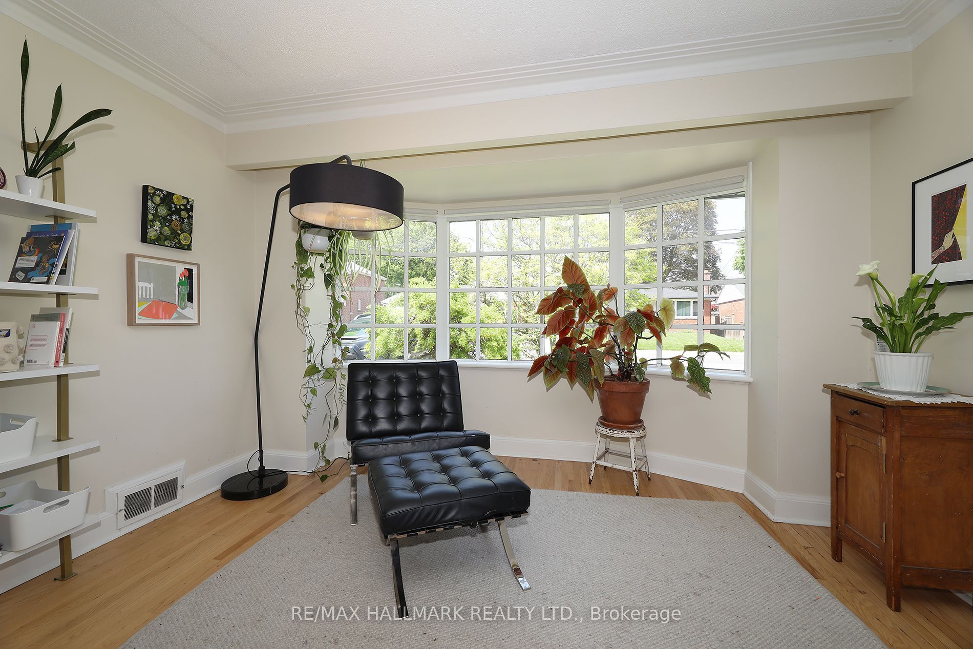 33 Stag Hill Drive Property Photo 7