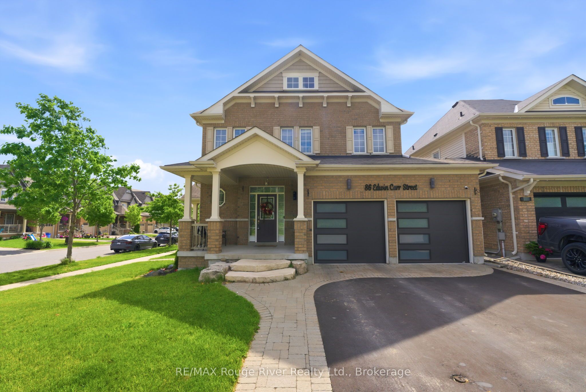 86 Edwin Carr Street