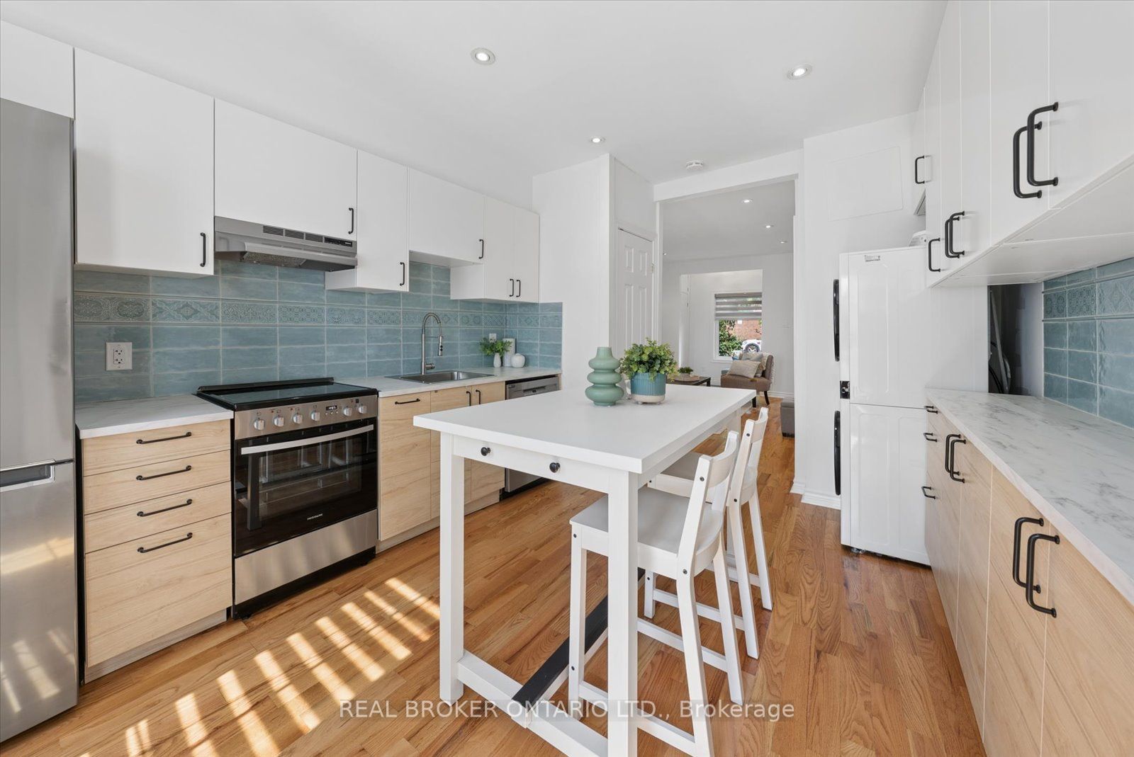 44 Logan Avenue Property Photo 8