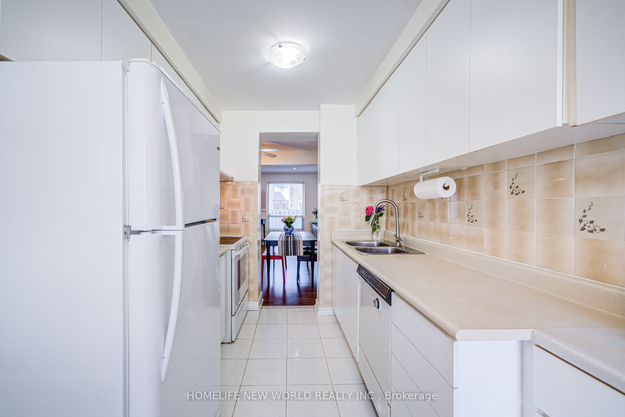 44 Chester Le Boulevard 39 Property Photo 5