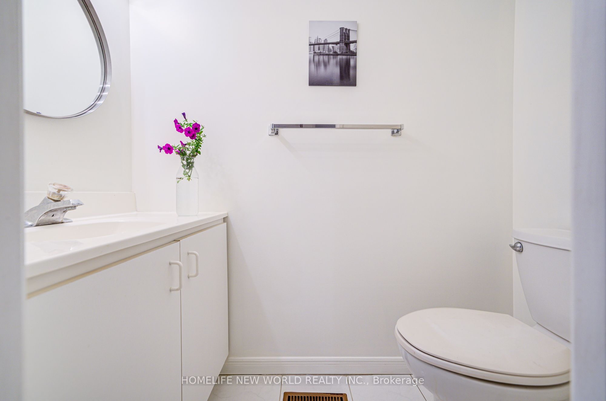 44 Chester Le Boulevard 39 Property Photo 18