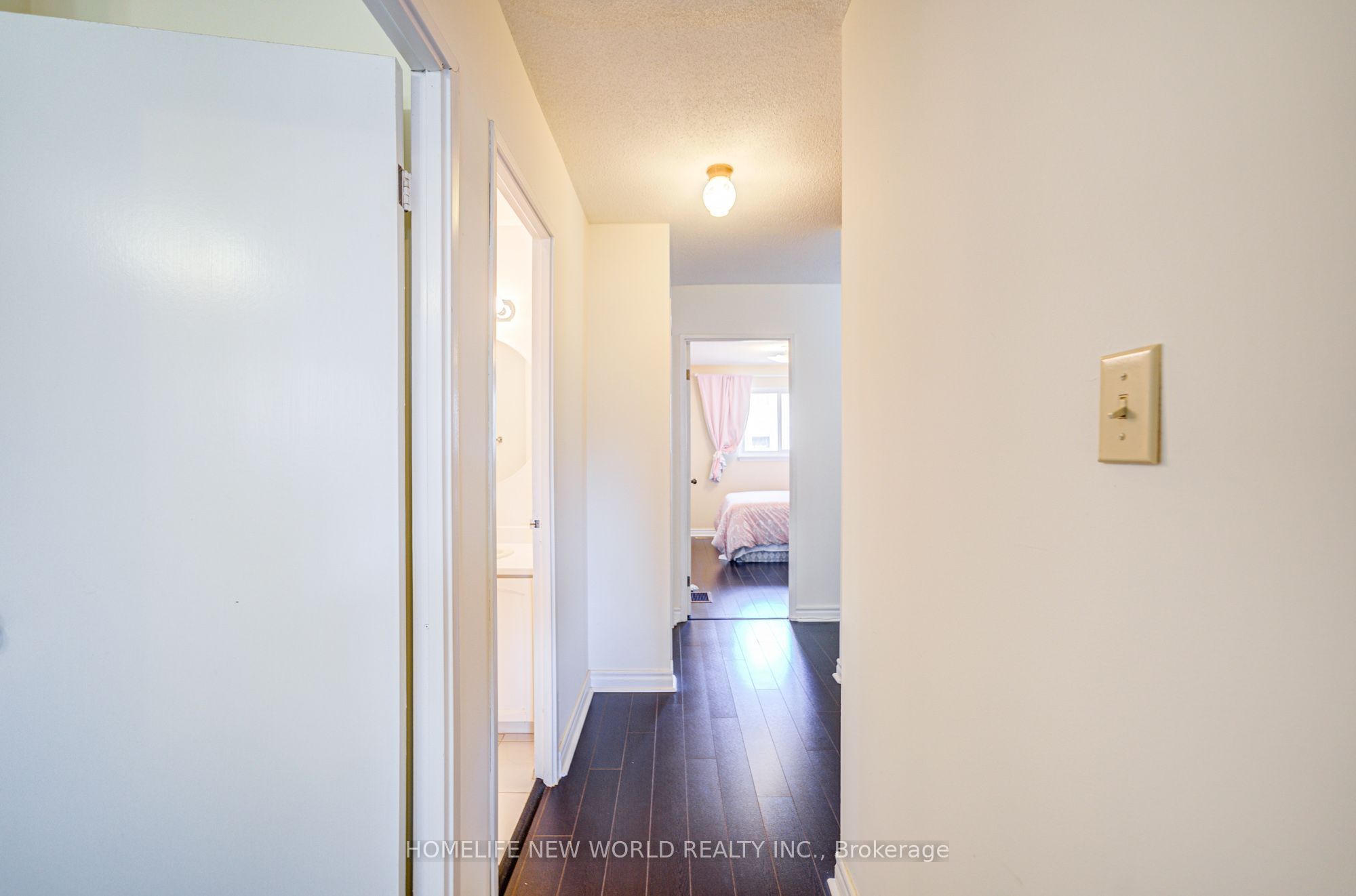 44 Chester Le Boulevard 39 Property Photo 20