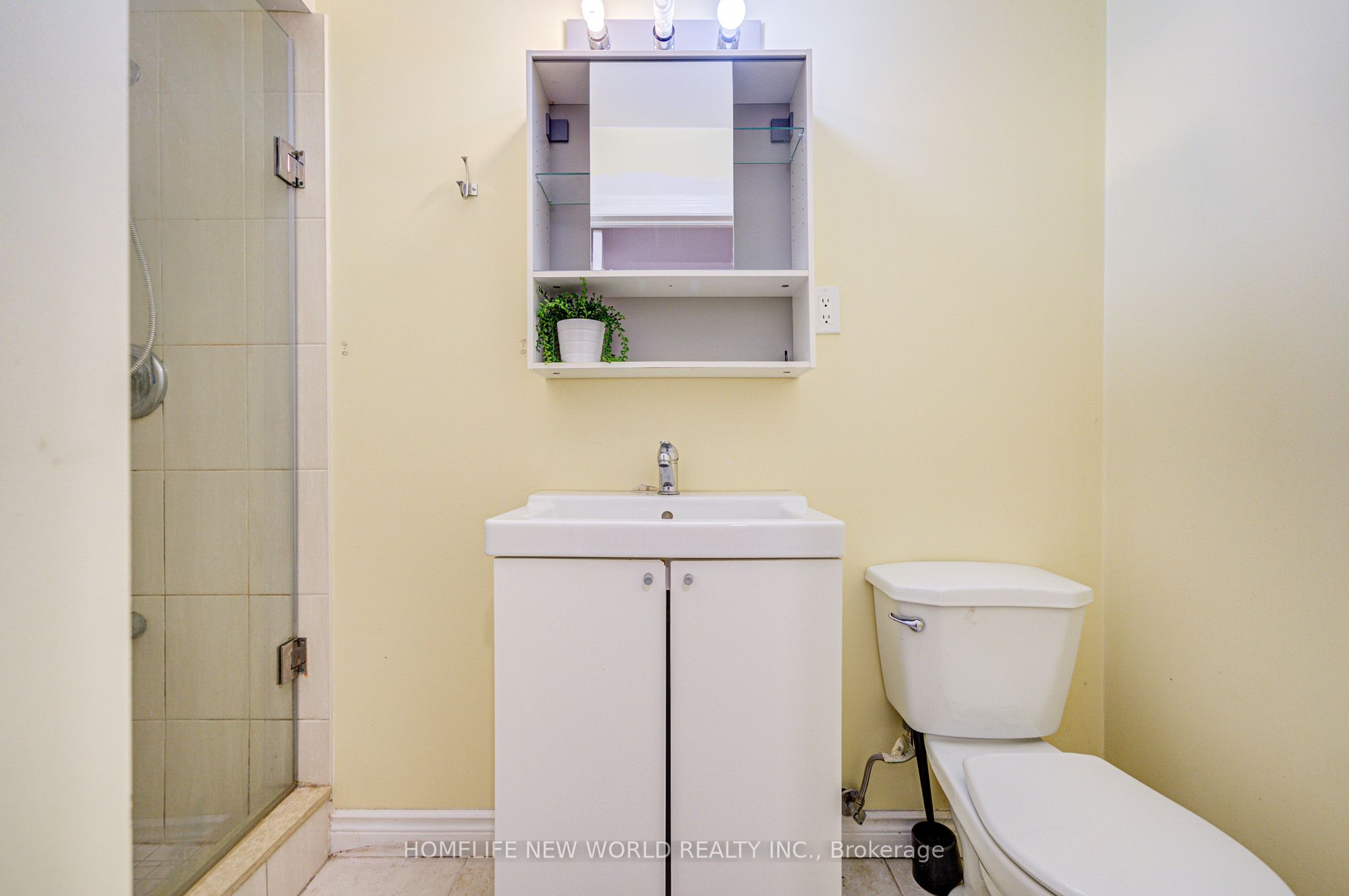 44 Chester Le Boulevard 39 Property Photo 38