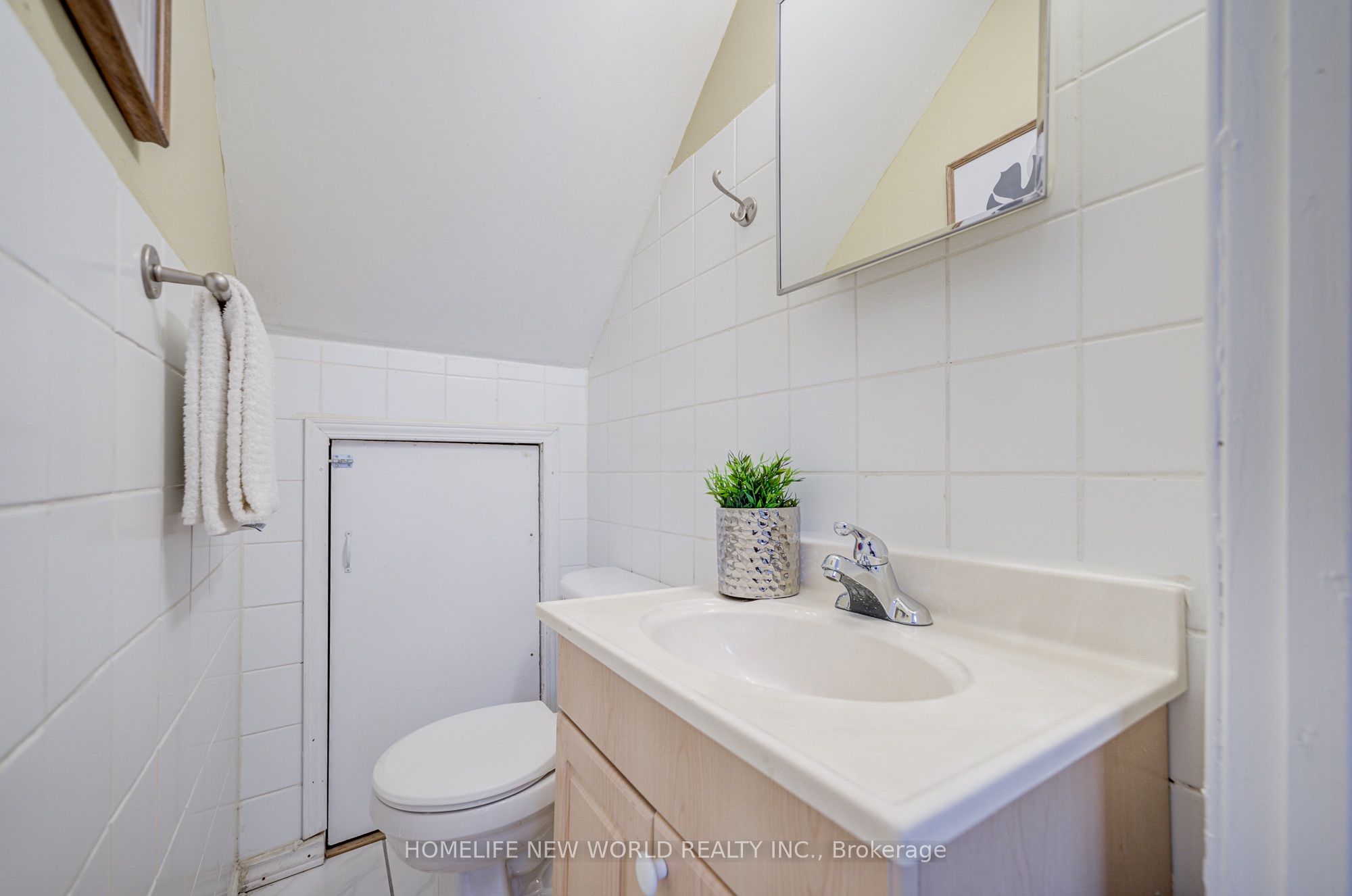 46 Tineta Crescent Property Photo 8