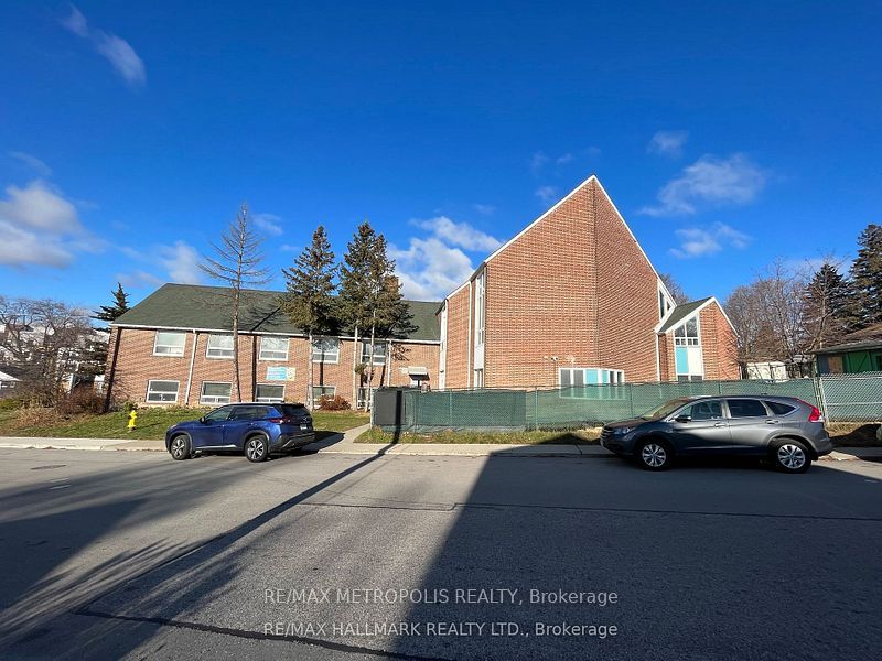 233 Westview Boulevard 1 Property Photo 5