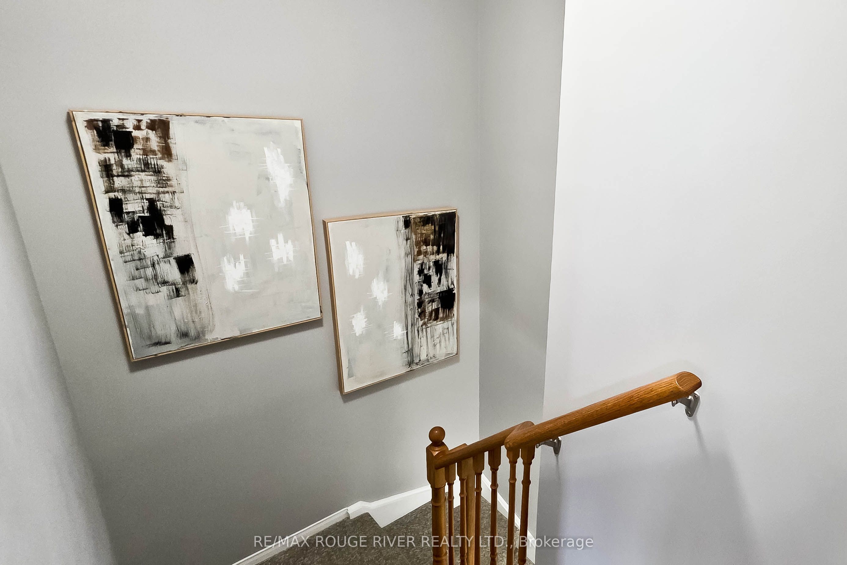 6 Knotty Pine Drive Property Photo 12