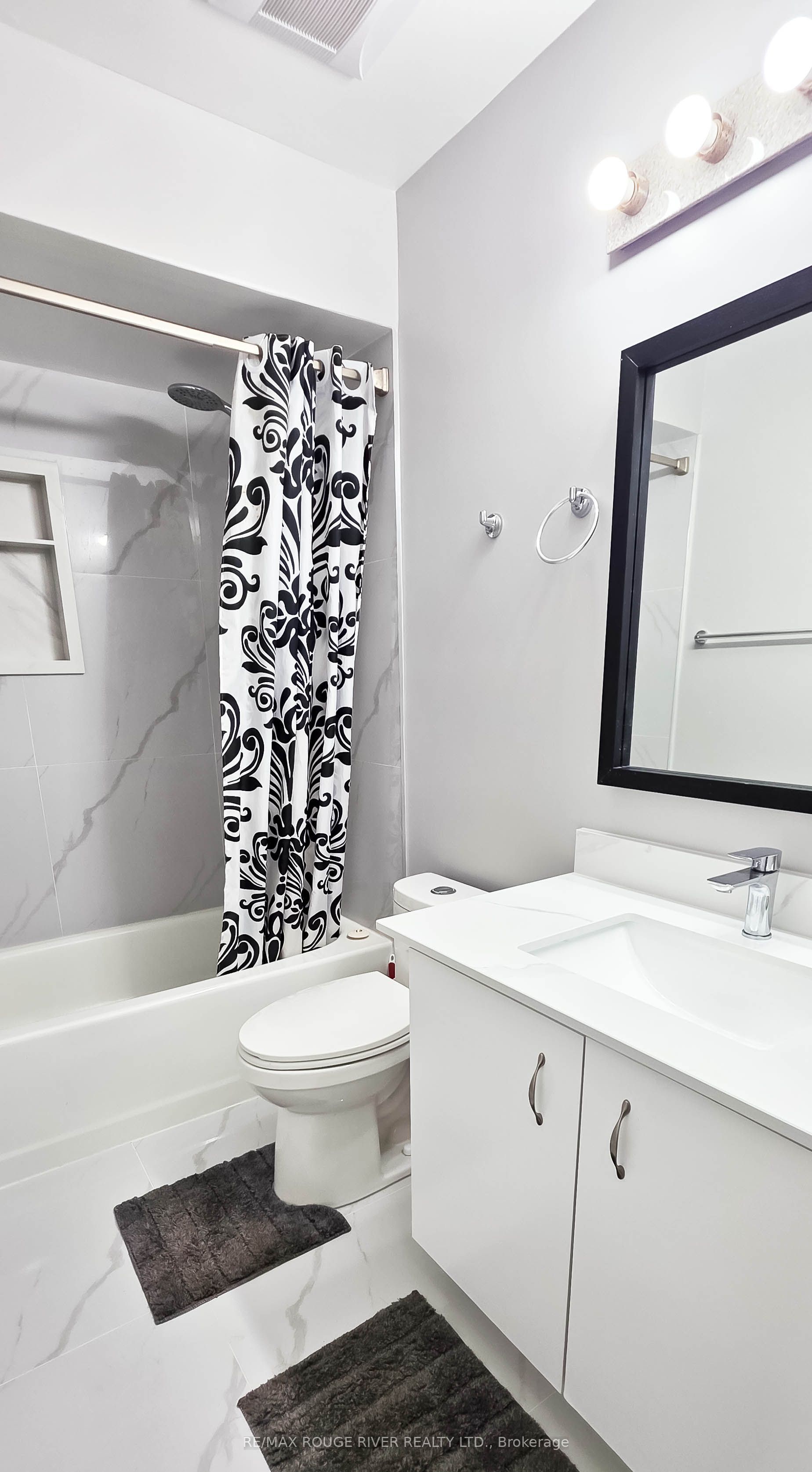 6 Knotty Pine Drive Property Photo 18