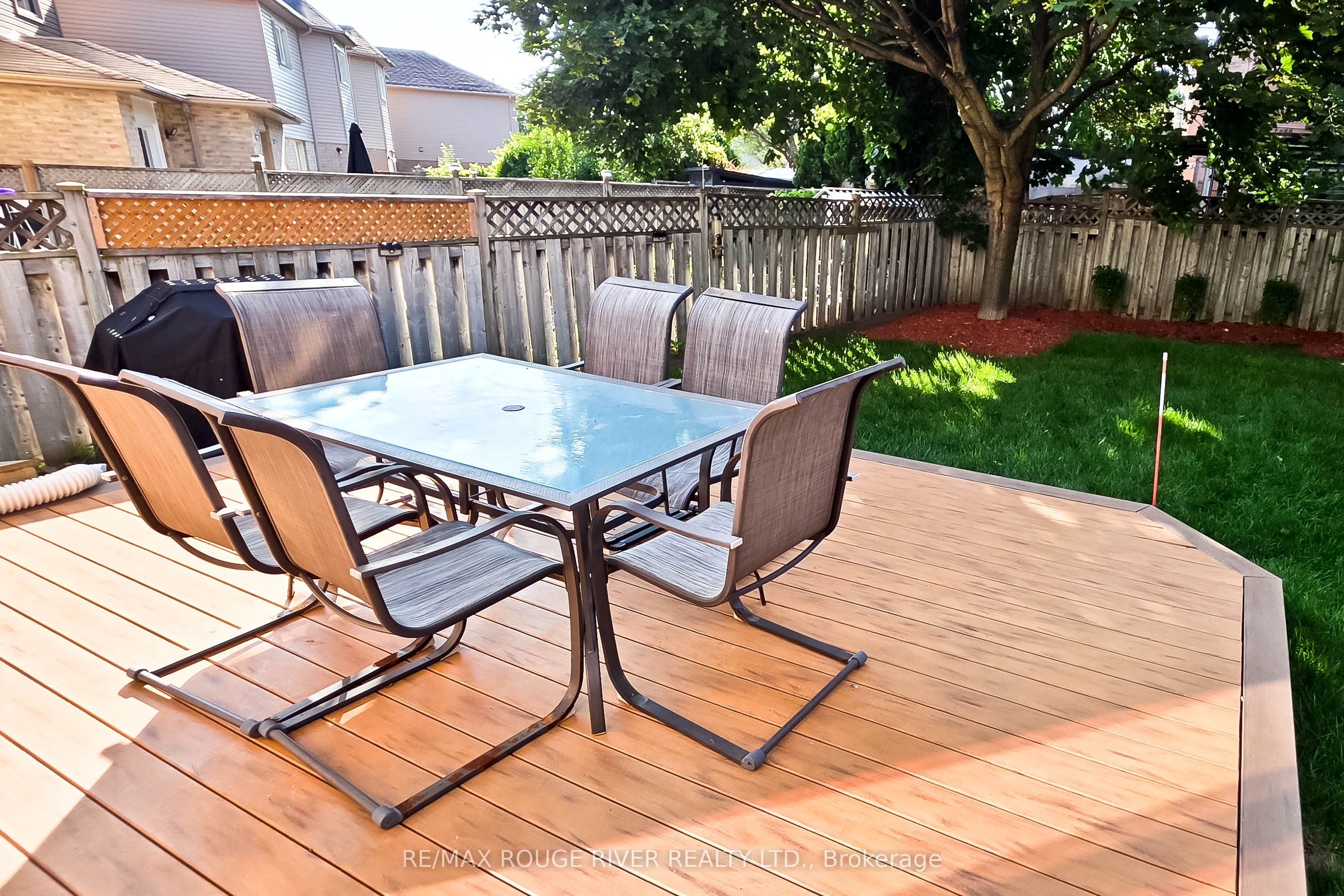 6 Knotty Pine Drive Property Photo 25