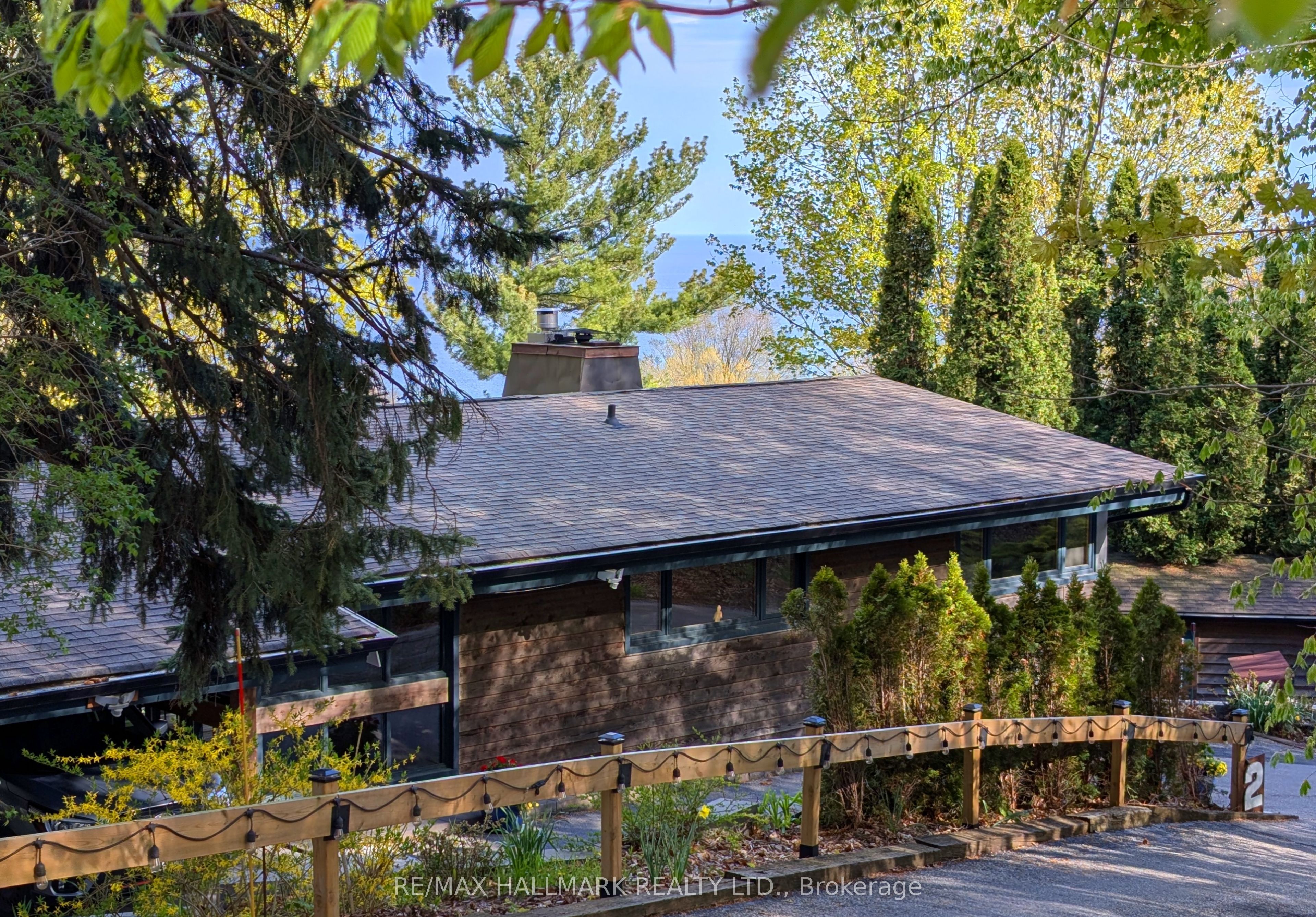 2 Ledge Road Property Photo 2