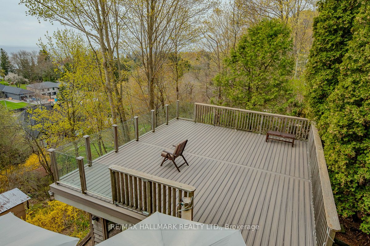 2 Ledge Road Property Photo 5