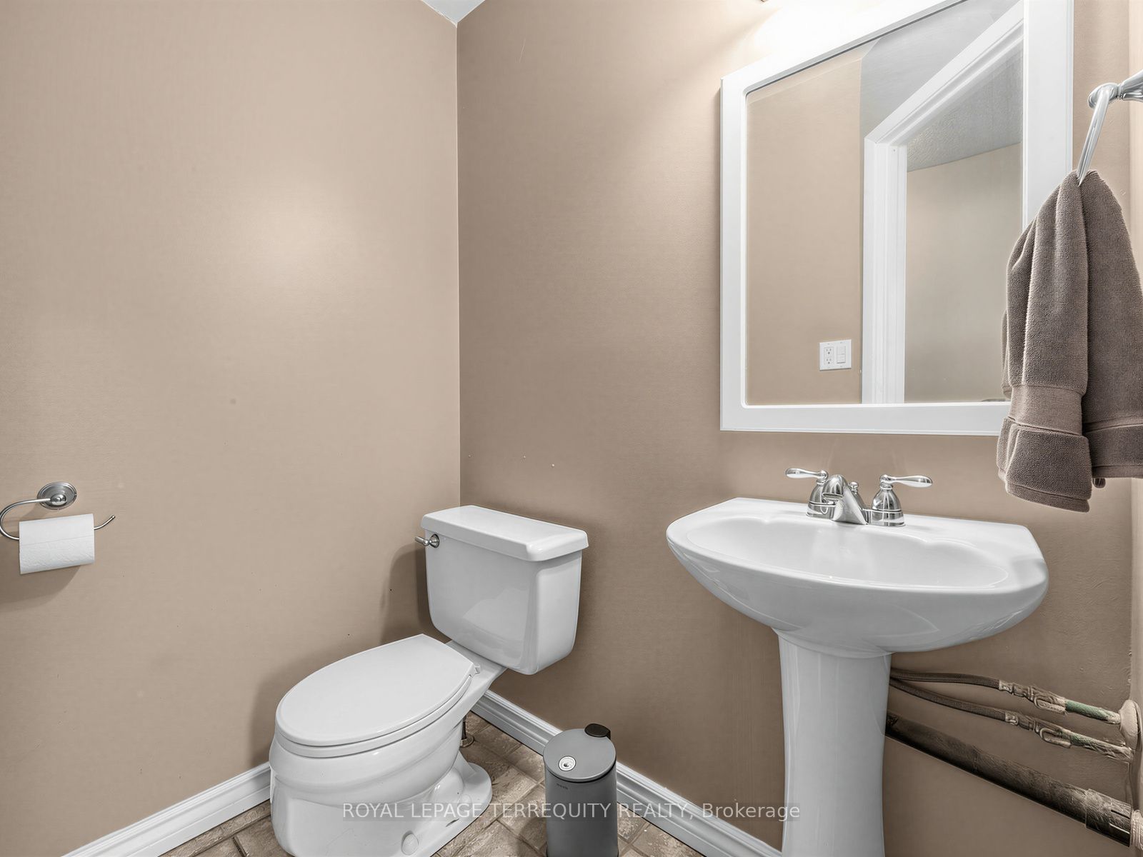 1330 Trowbridge Drive 19 Property Photo 14