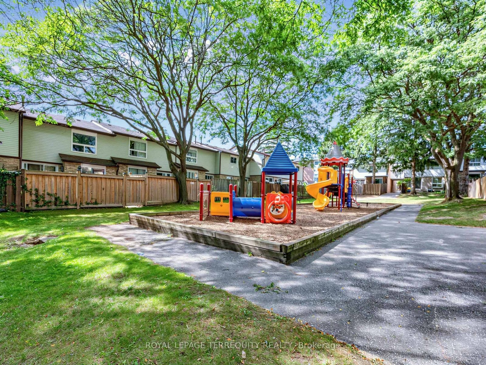 1330 Trowbridge Drive 19 Property Photo 27