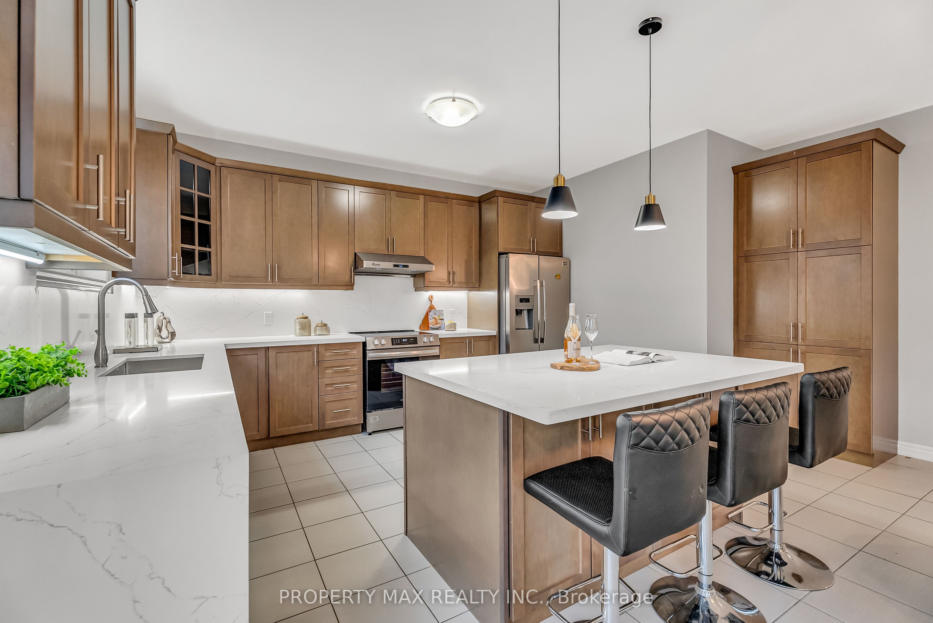 40 Britannia Avenue E Property Photo 15