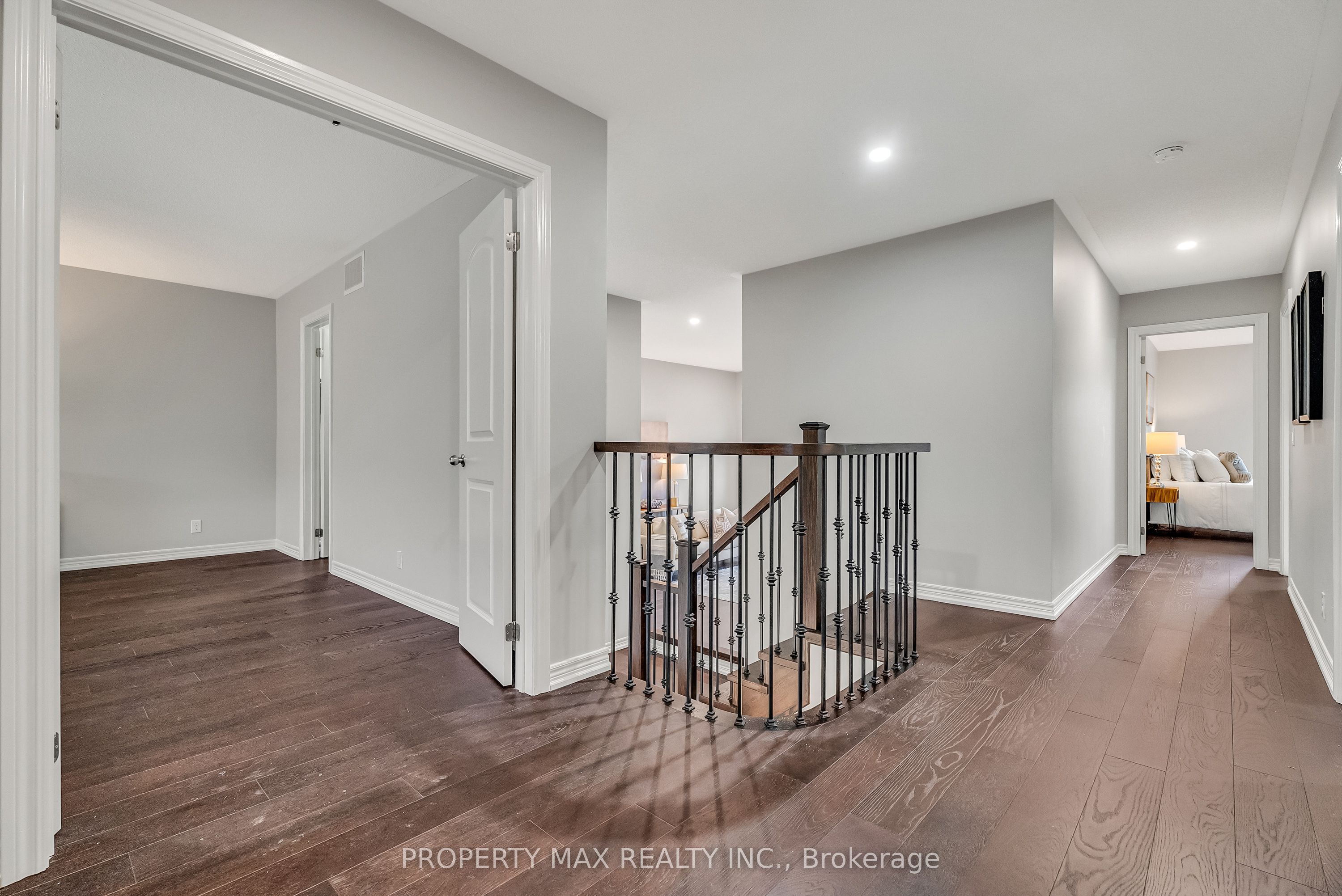40 Britannia Avenue E Property Photo 29