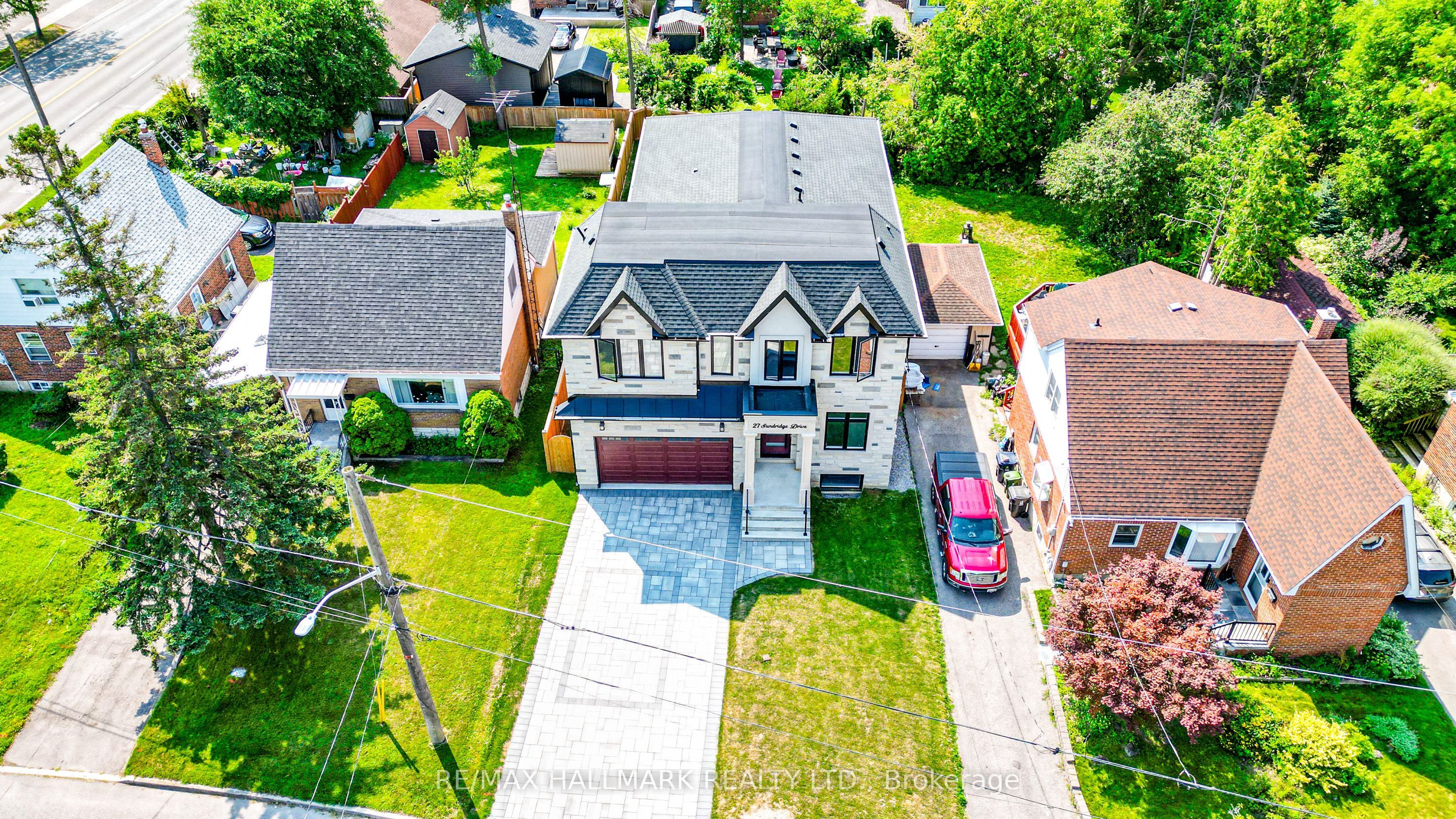 27 Sundridge Drive Property Photo 3