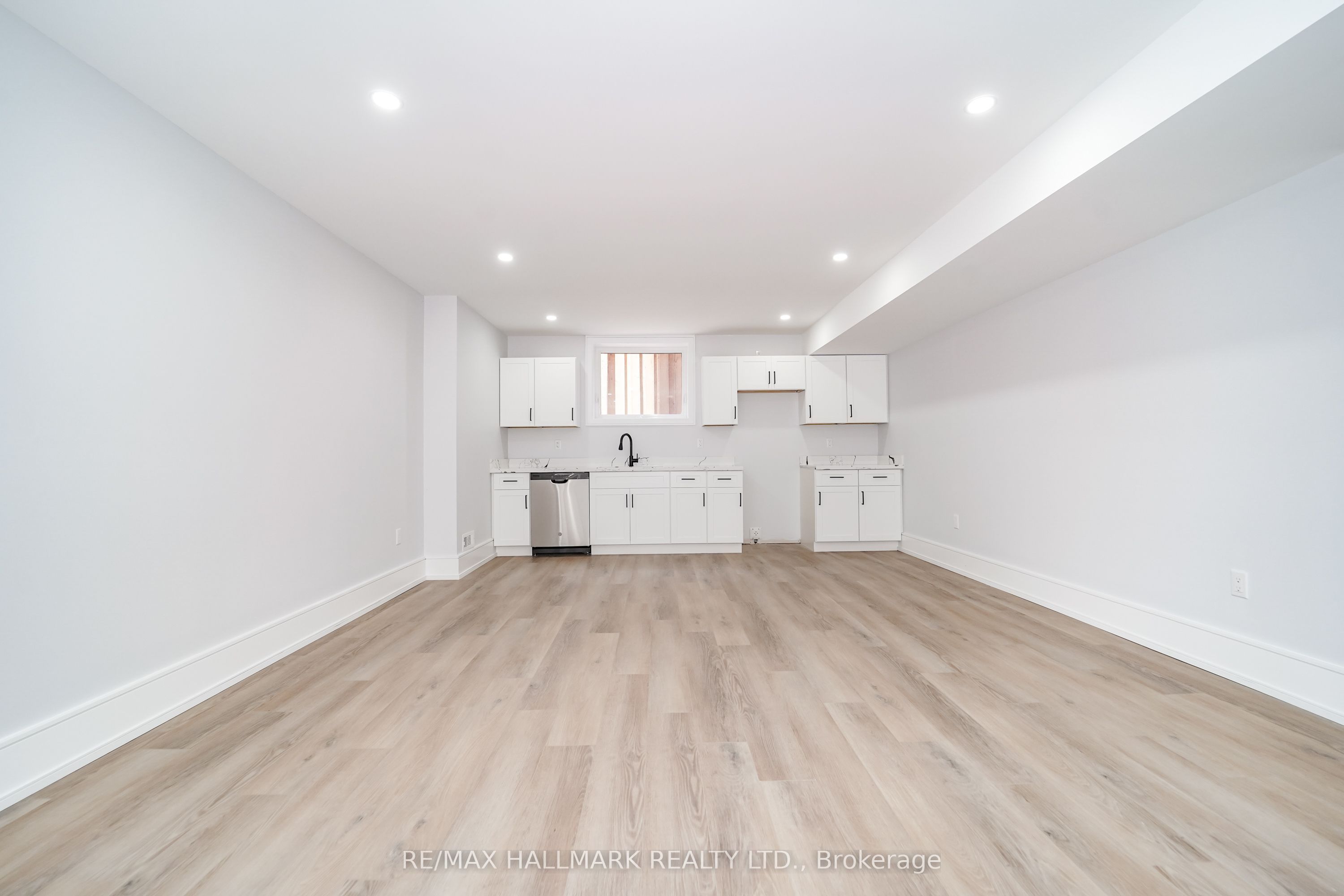 27 Sundridge Drive Property Photo 45