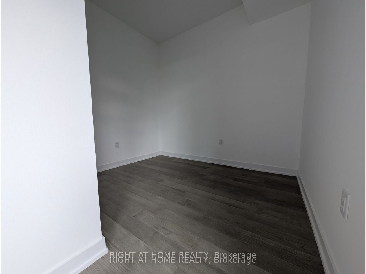 188 Angus Drive 19 Property Photo 10