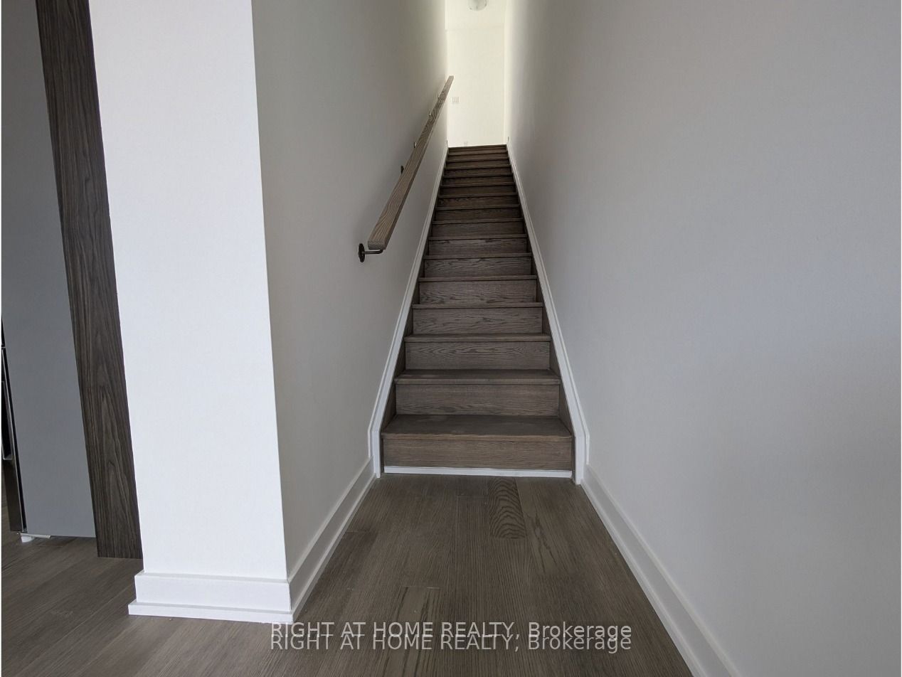 188 Angus Drive 19 Property Photo 15