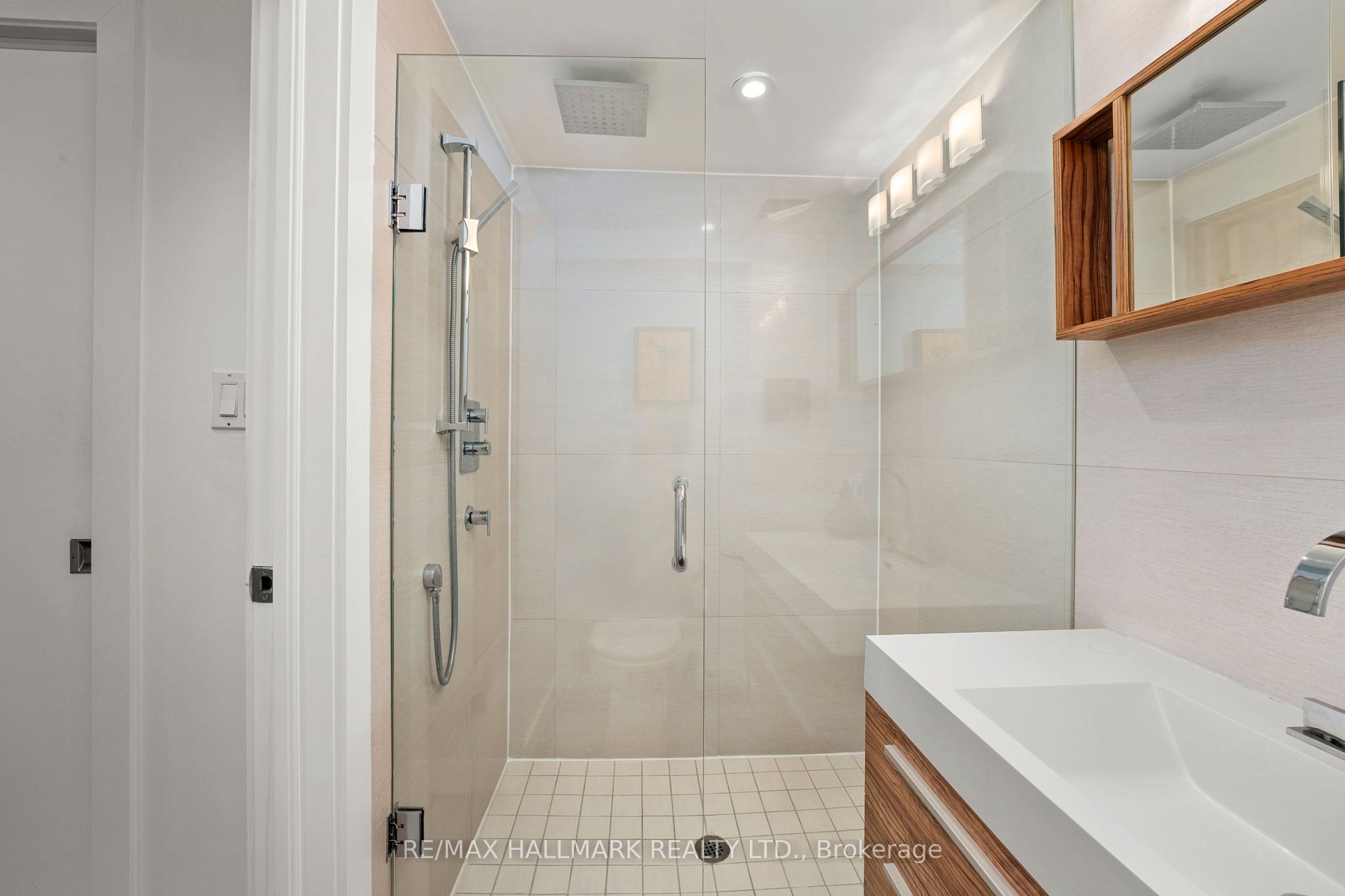 1173 Dundas Street E 226 Property Photo 13
