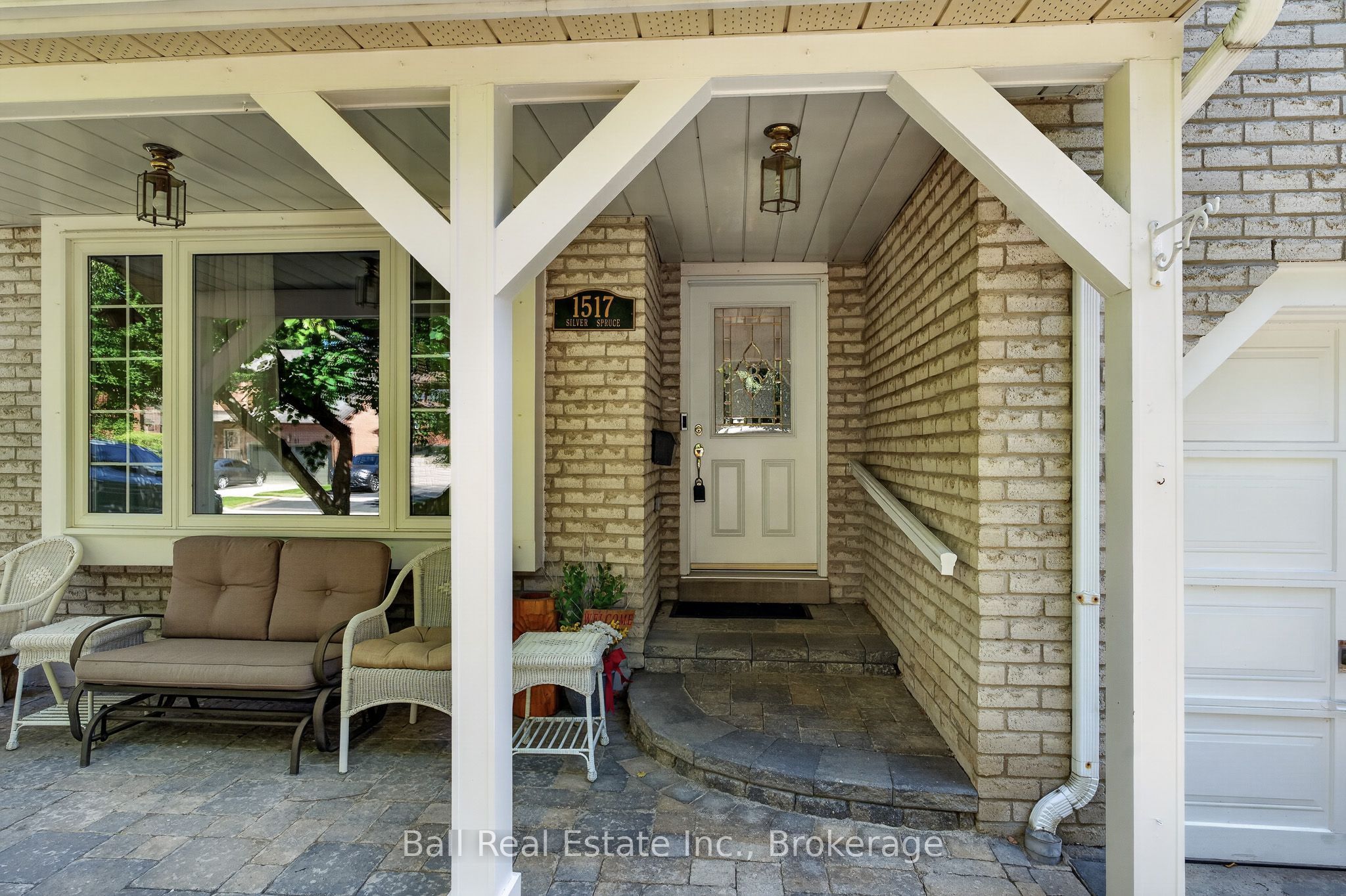 1517 Silver Spruce Drive Property Photo 4