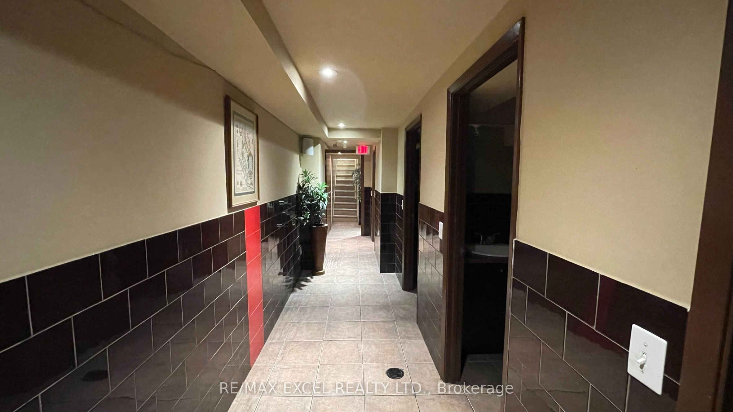 471 Danforth Avenue Property Photo 8