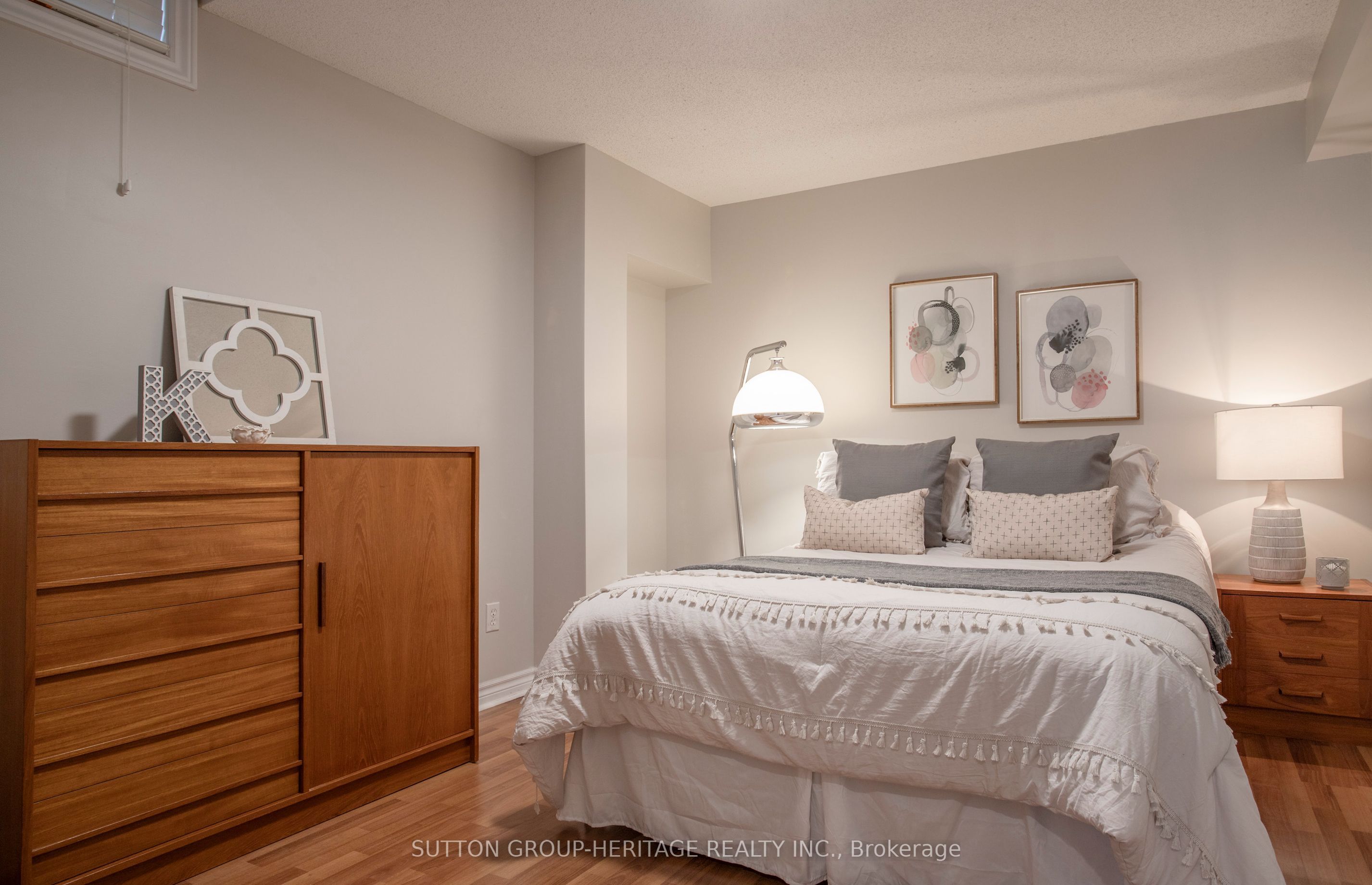 1870 Falconwood Way Property Photo 34