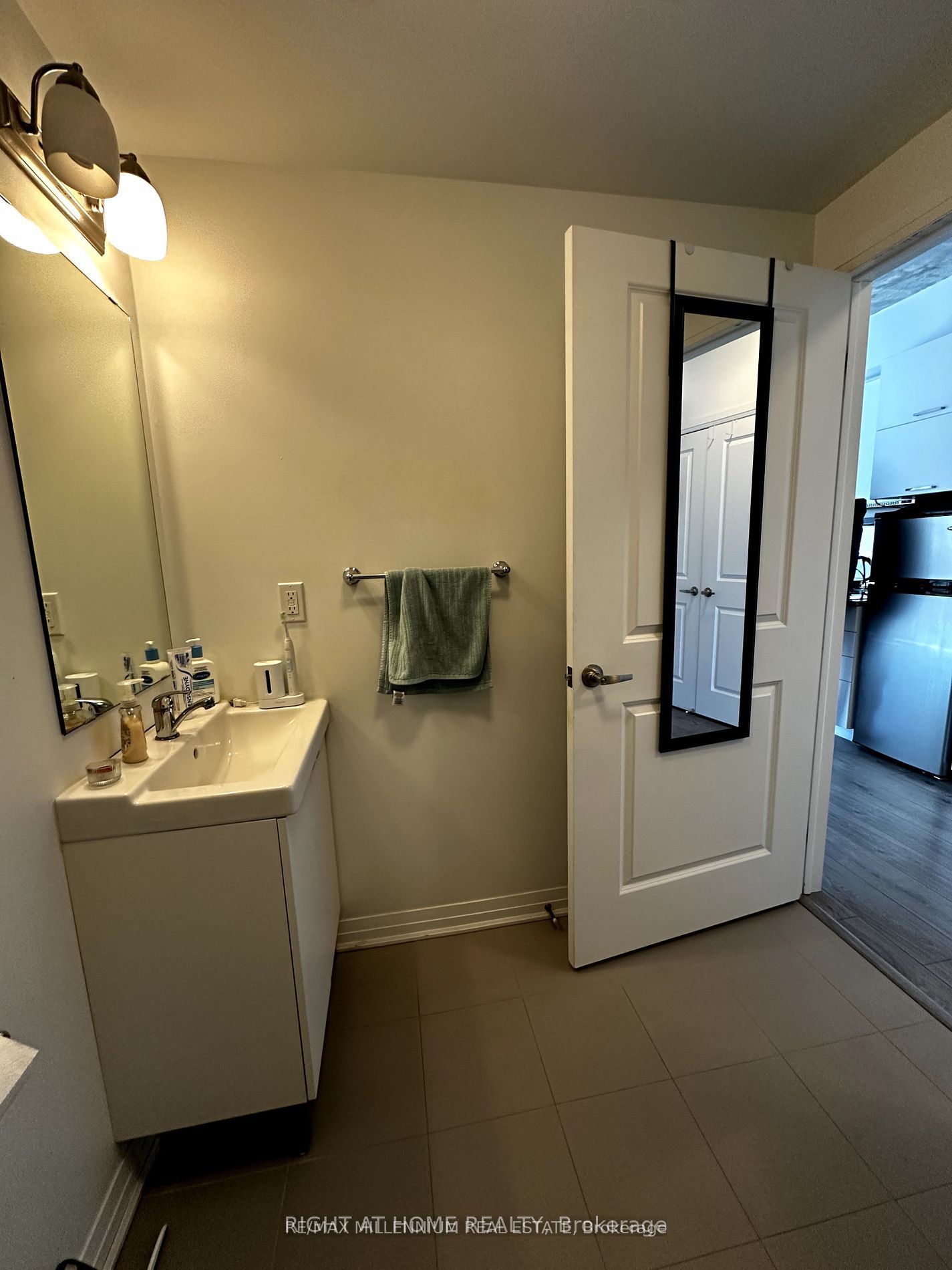 1900 Simcoe Street N 308 Property Photo 19