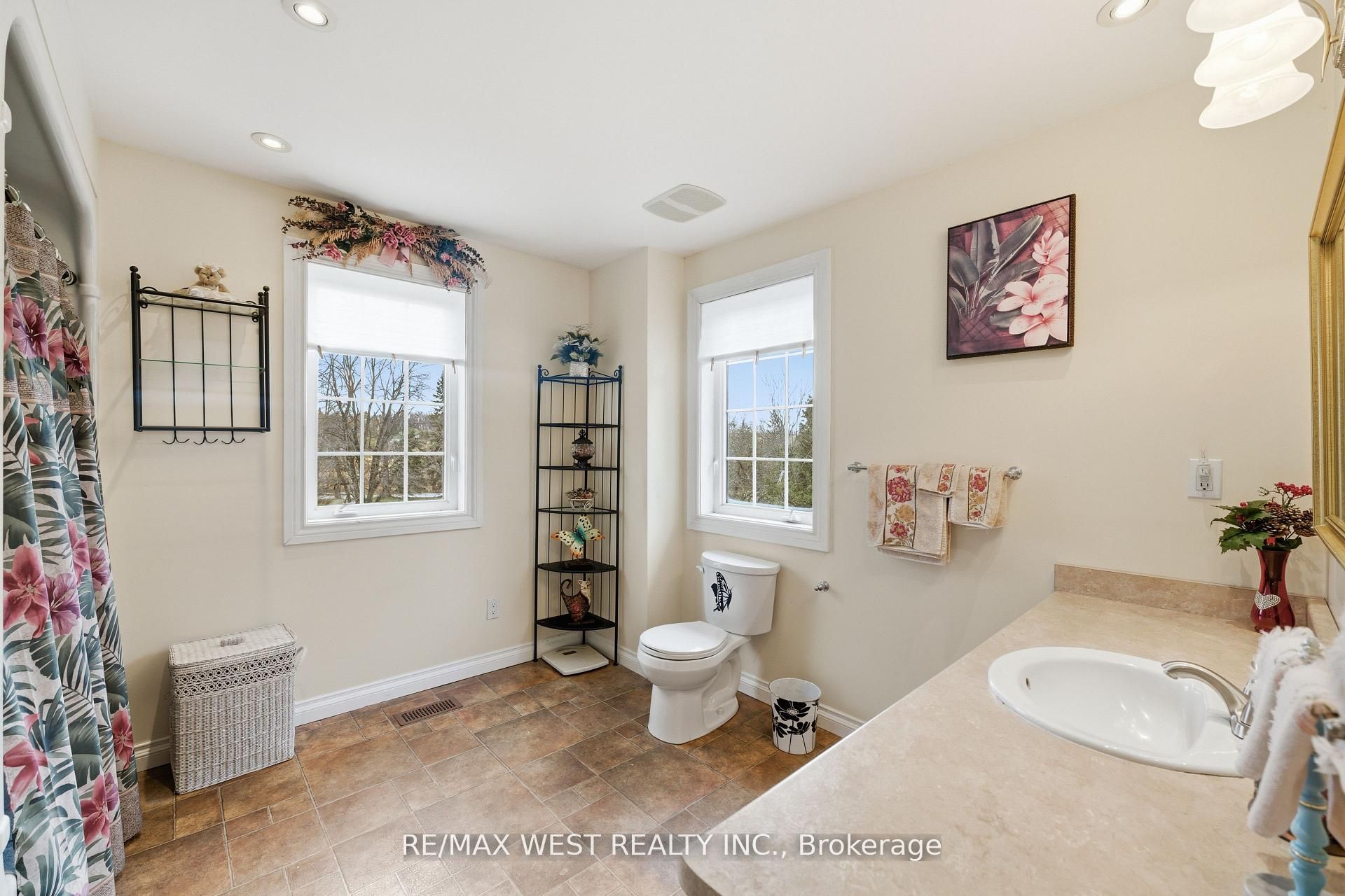 4 Coryell Street Property Photo 11
