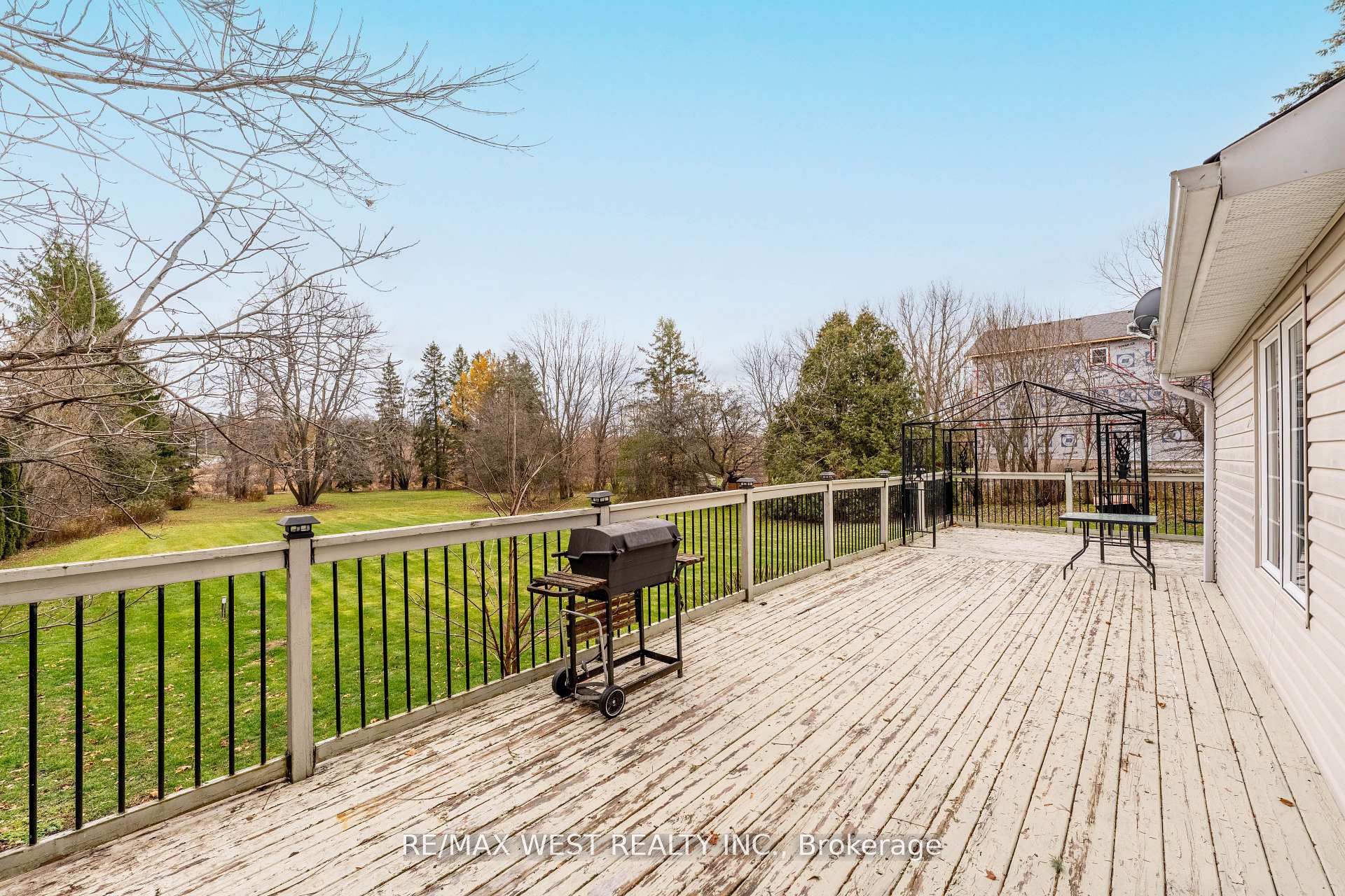 4 Coryell Street Property Photo 16