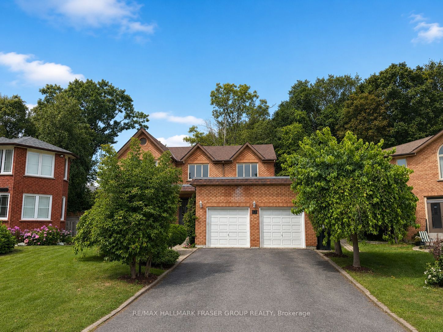 77 Glenthorne Drive Property Photo 1