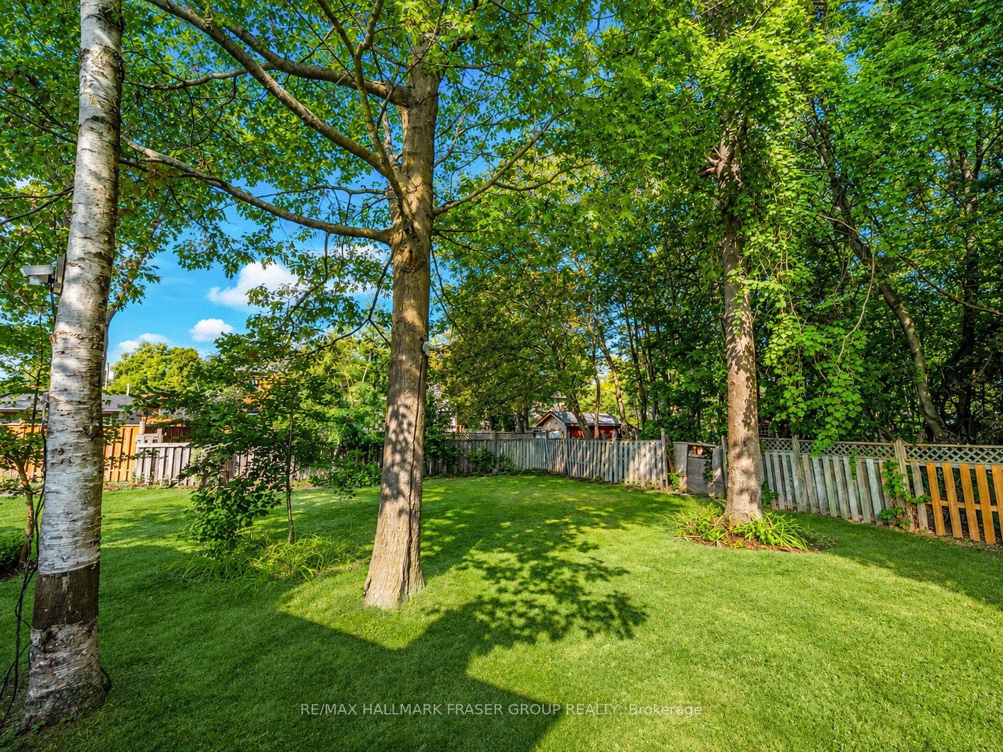 77 Glenthorne Drive Property Photo 8