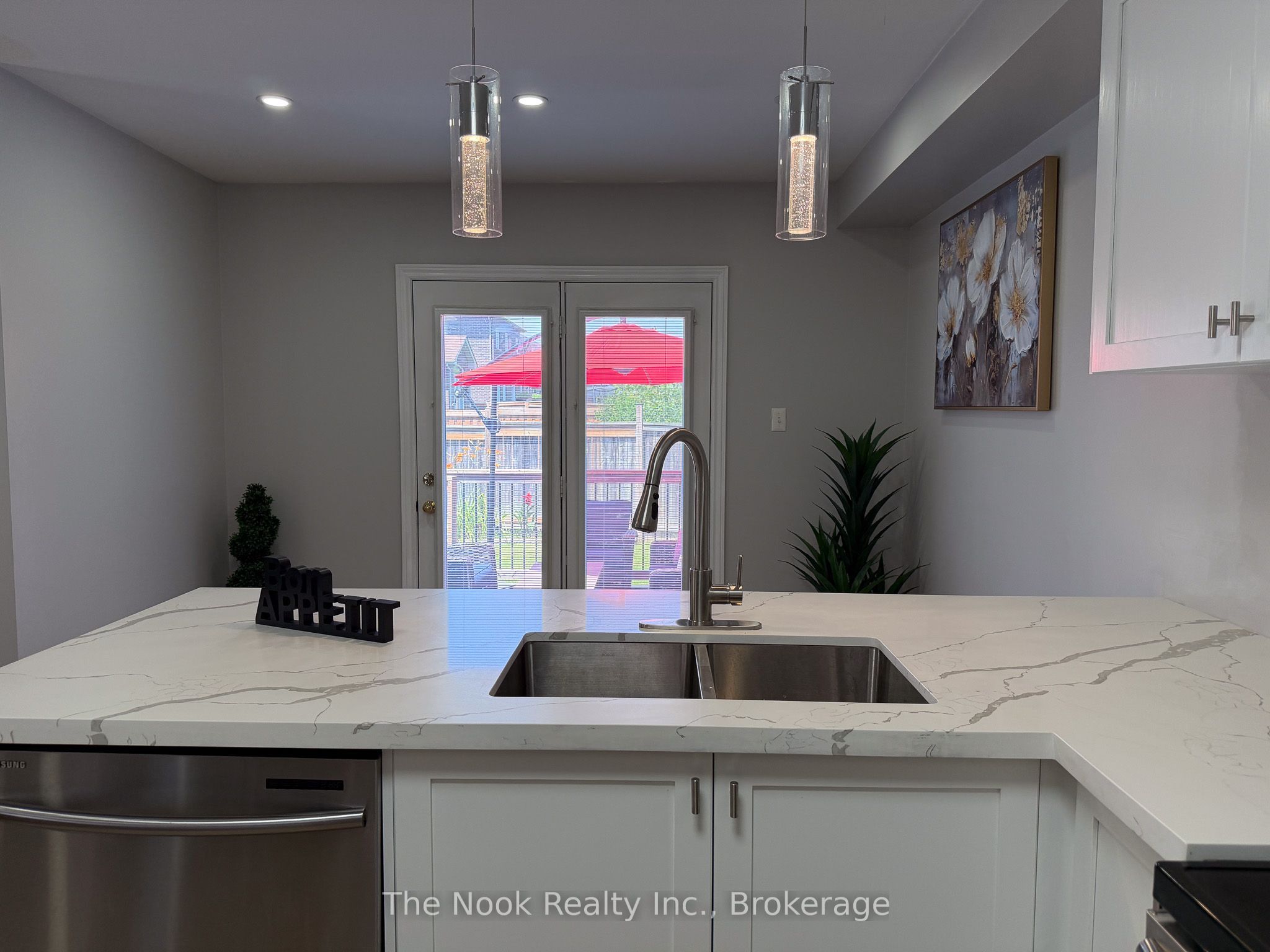 10 Broome Avenue Property Photo 22