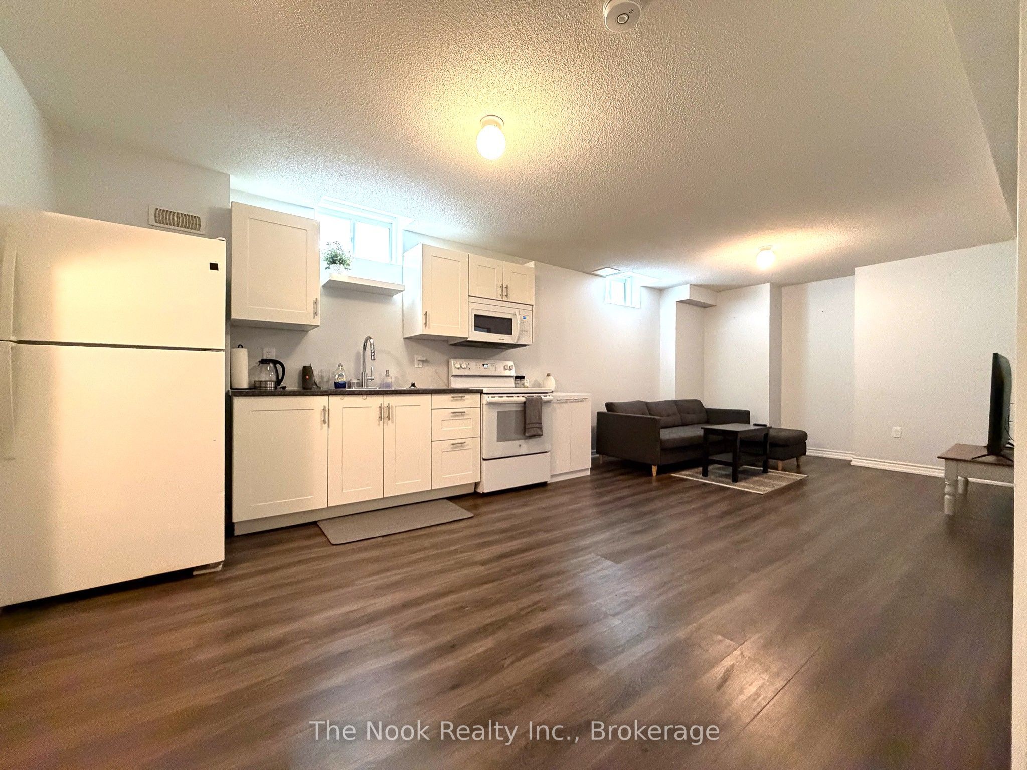 10 Broome Avenue Property Photo 41