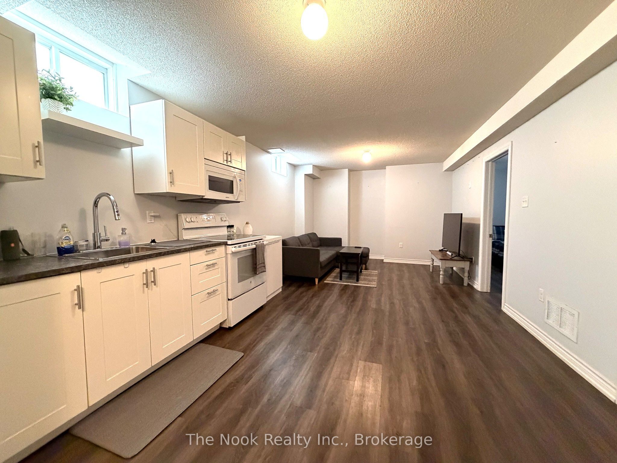 10 Broome Avenue Property Photo 42