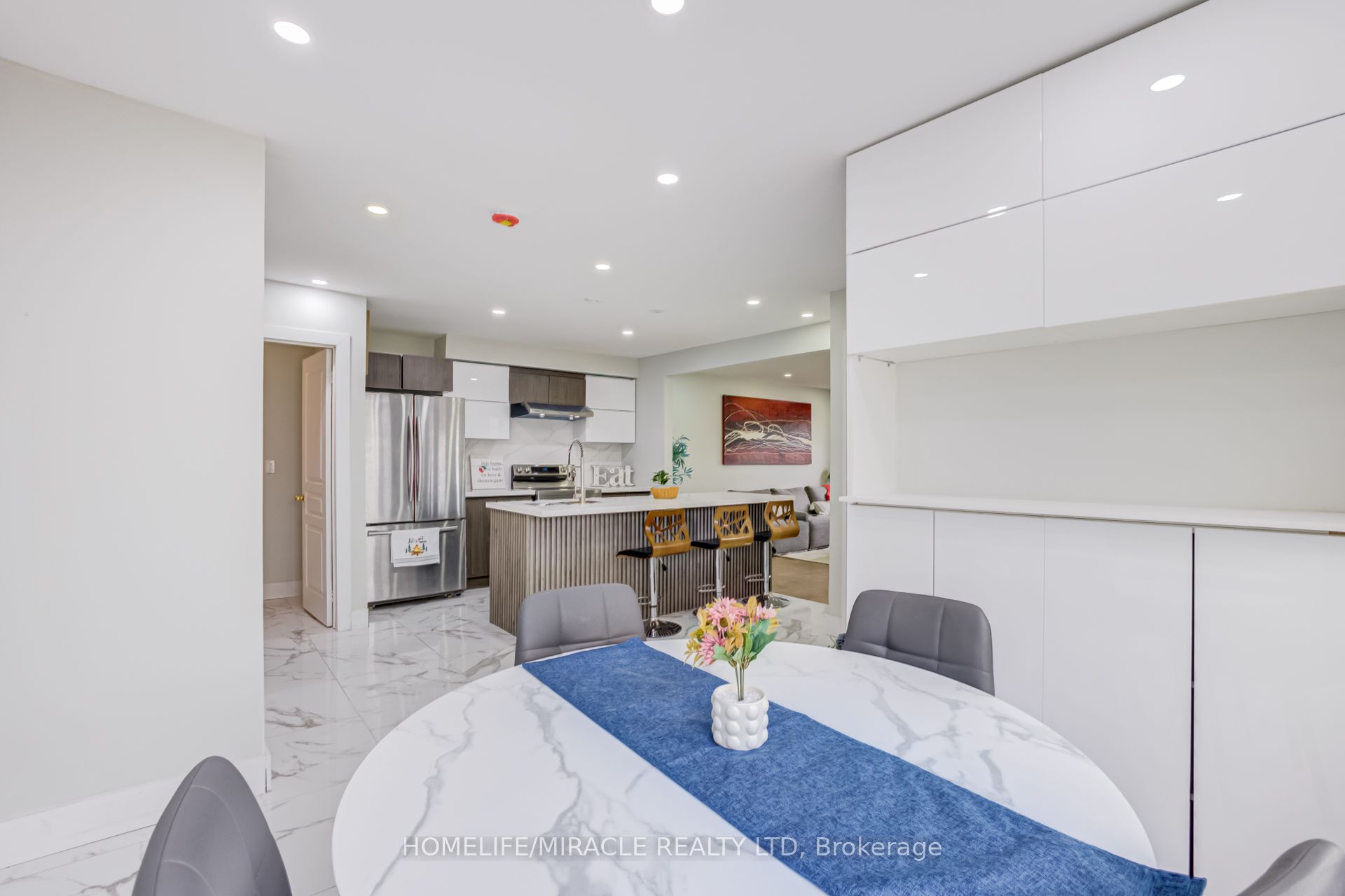 122 Ormond Drive Property Photo 8