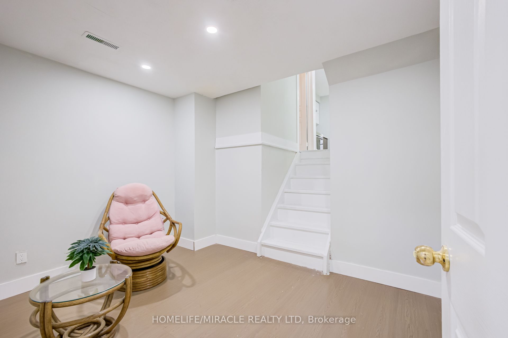 122 Ormond Drive Property Photo 30